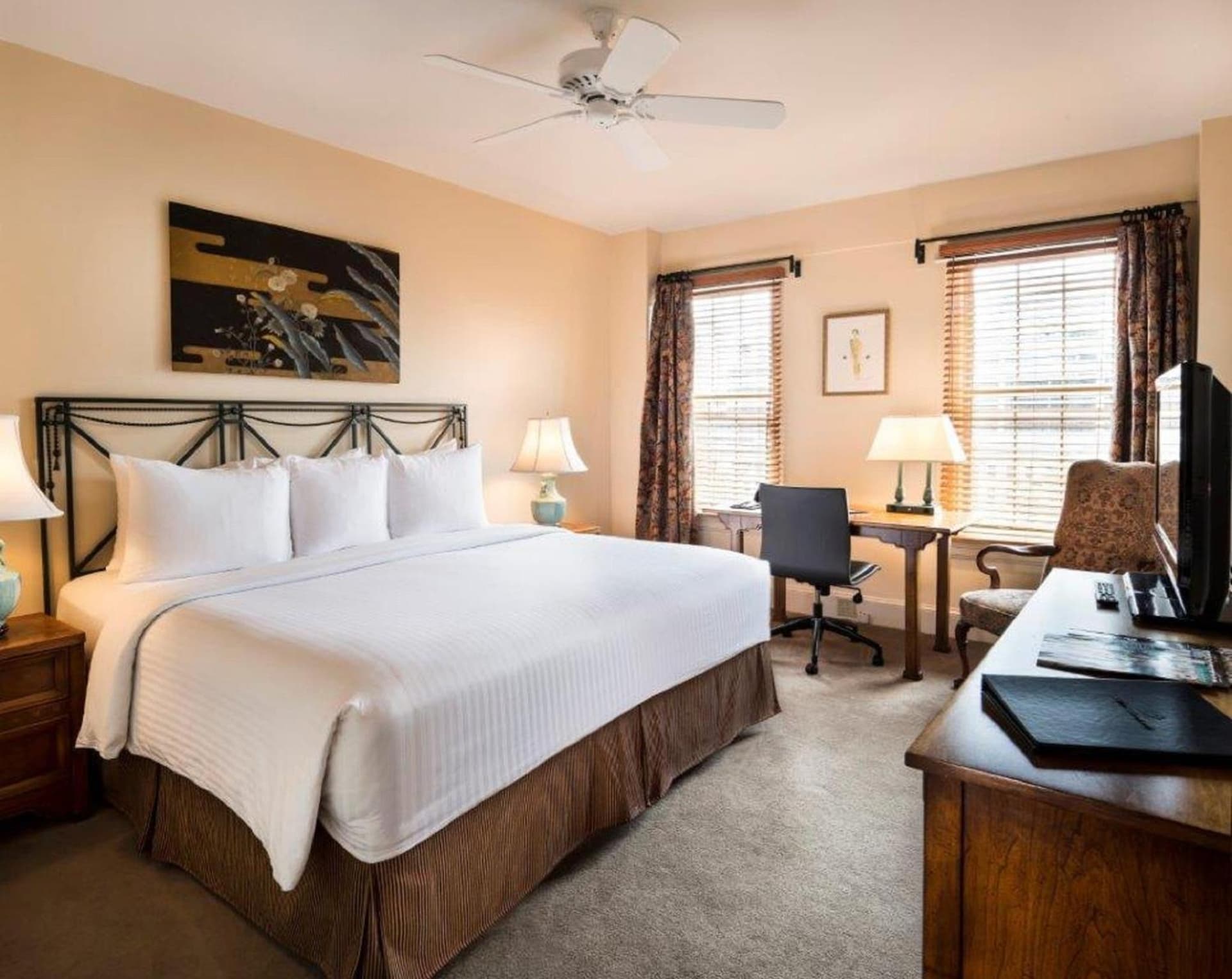 Hotel Lombardy gallery photo in Washington, DC — image 35