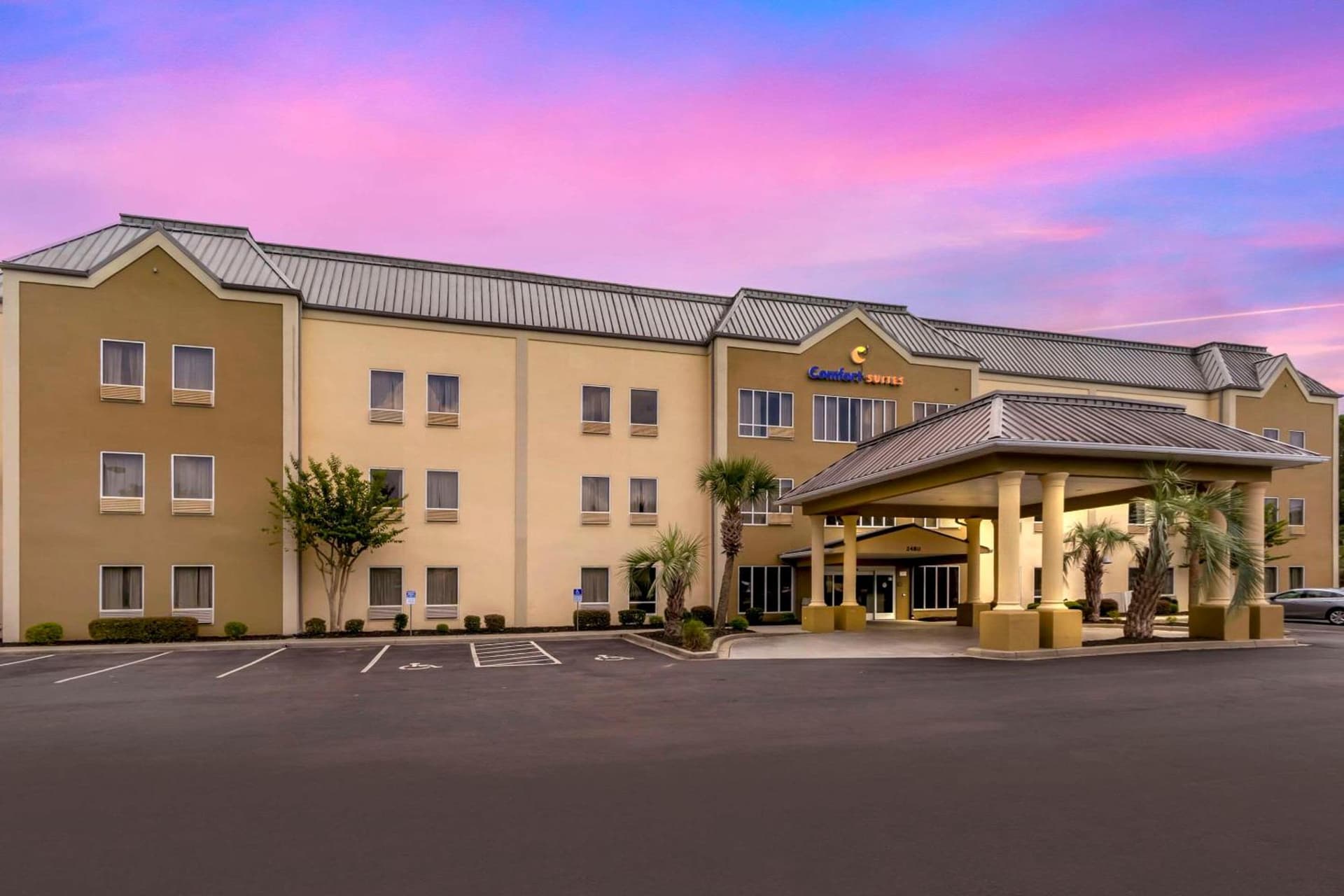 Comfort Suites At the University property views in Conway, SC — gallery photo 3