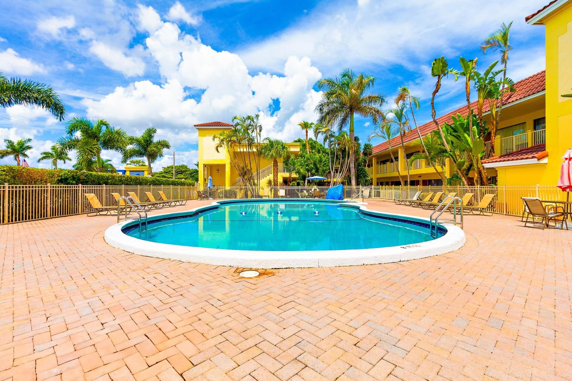 Oasis Boca Raton gallery photo in Boca Raton, FL — image 16