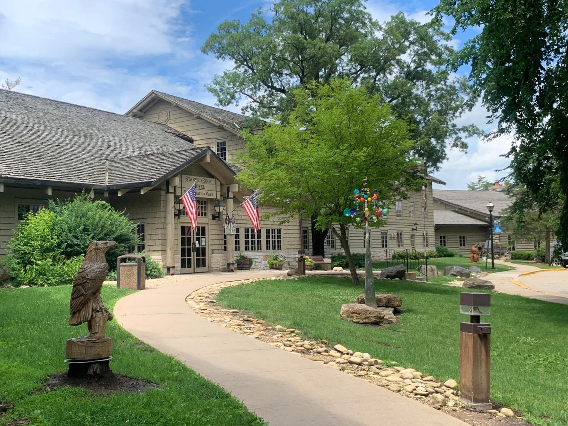Starved Rock Lodge — hotel in Oglesby, Illinois
