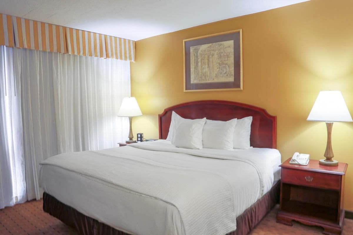 MCM Elegante Hotel & Suites Lubbock gallery photo in Lubbock, TX — image 26