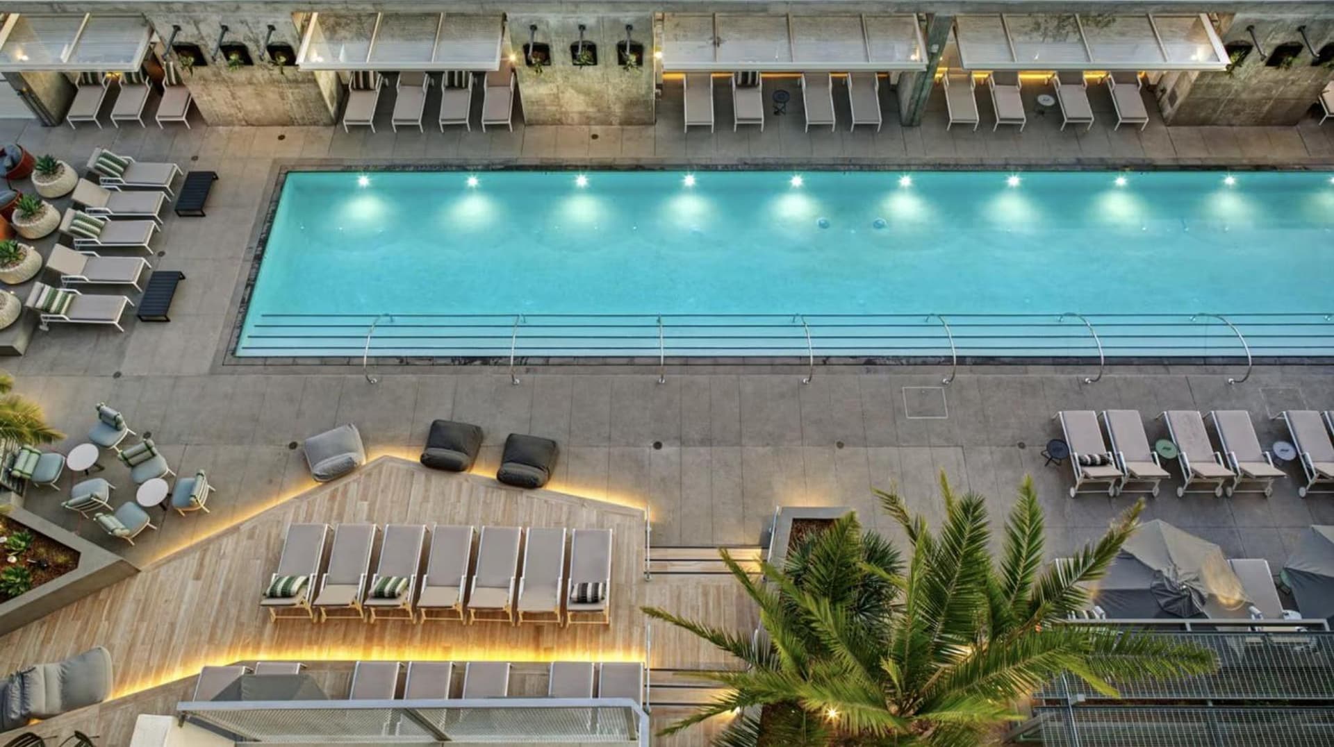 Glamorous Getaway in Hollywood featured exterior or lobby in Los Angeles, CA — similar hotel