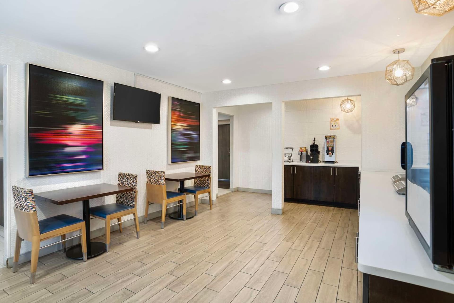 Country Inn & Suites by Radisson, Montgomery East I-85 gallery photo in Montgomery, AL — image 27