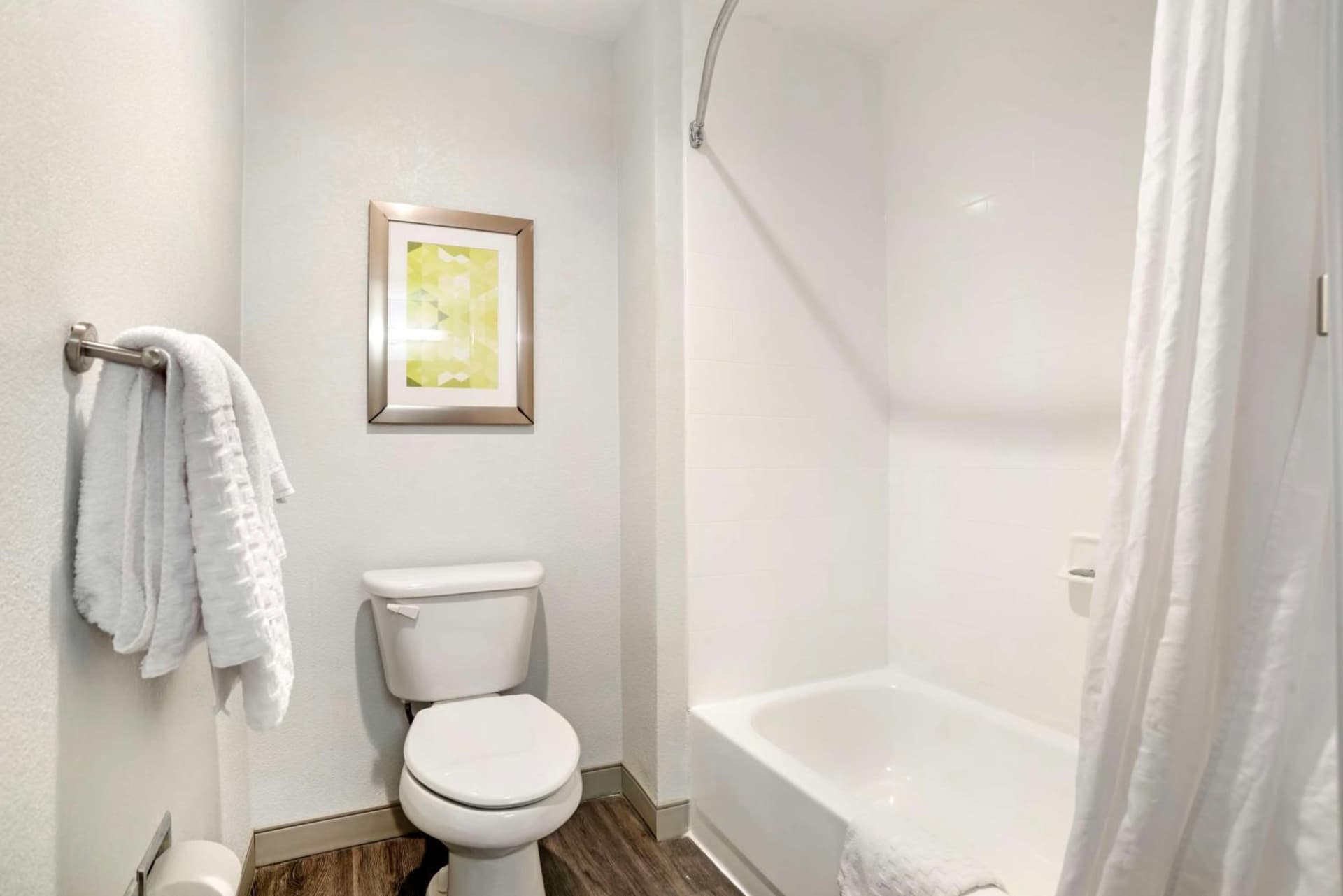 Country Inn & Suites by Radisson, Montgomery East I-85 gallery photo in Montgomery, AL — image 4