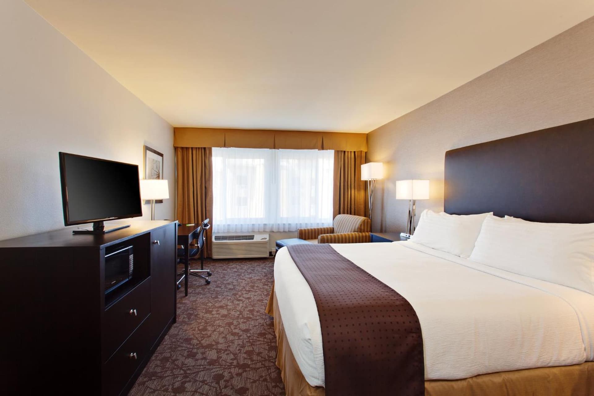 Holiday Inn West Covina, an IHG Hotel property views in West Covina, CA — gallery photo 3