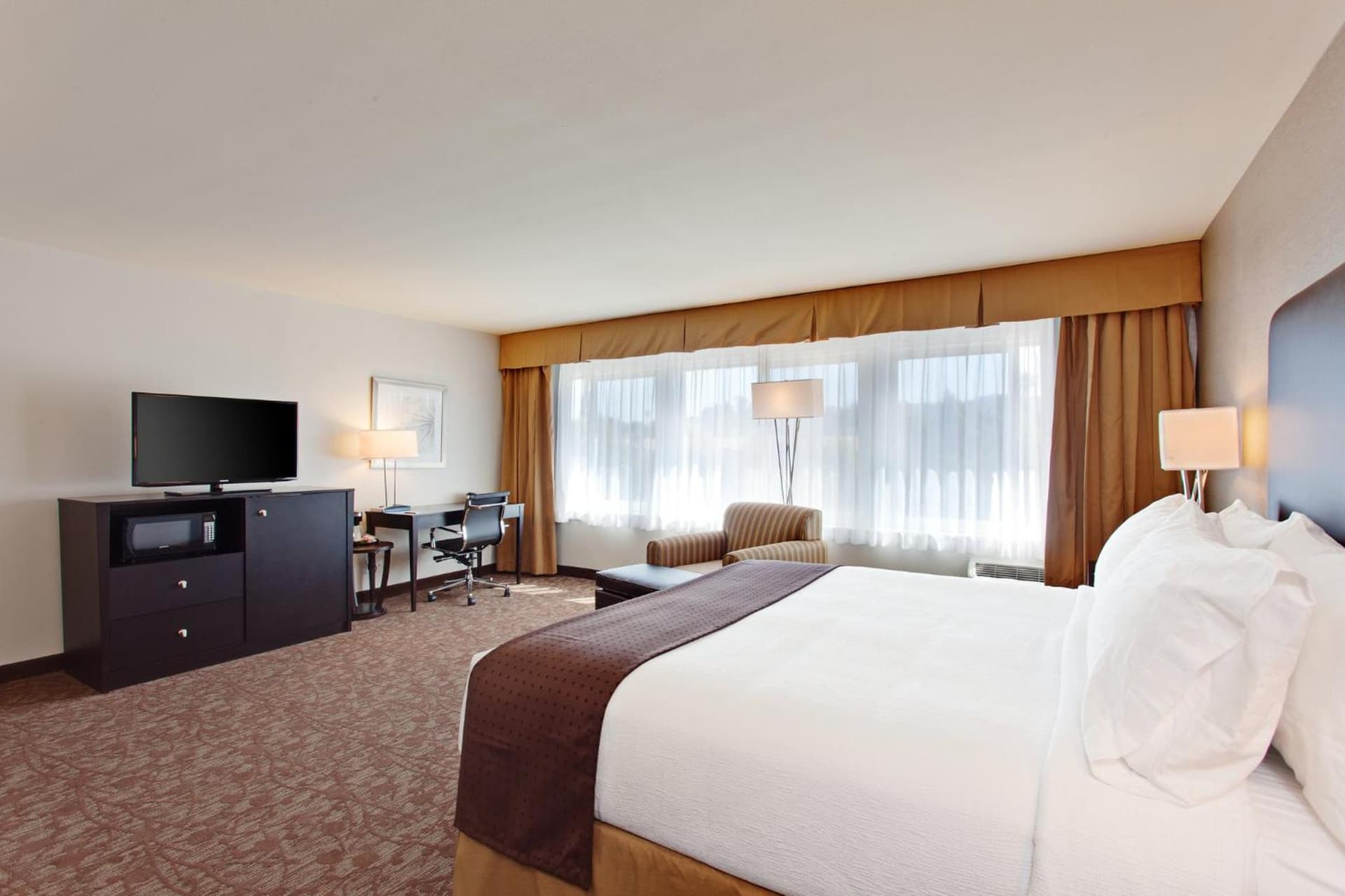 Holiday Inn West Covina, an IHG Hotel gallery photo in West Covina, CA — image 37