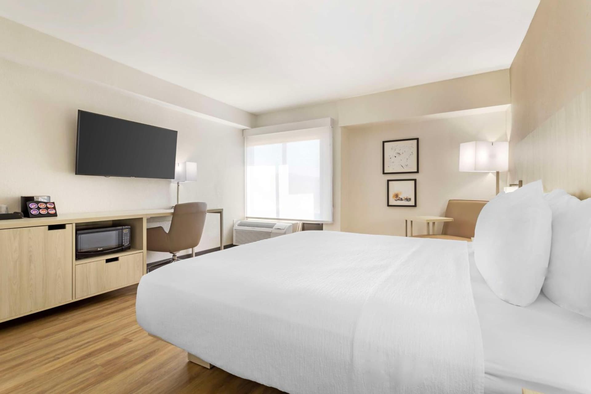 Best Western Plus Sugar Land-Stafford gallery photo in Sugar Land, TX — image 19