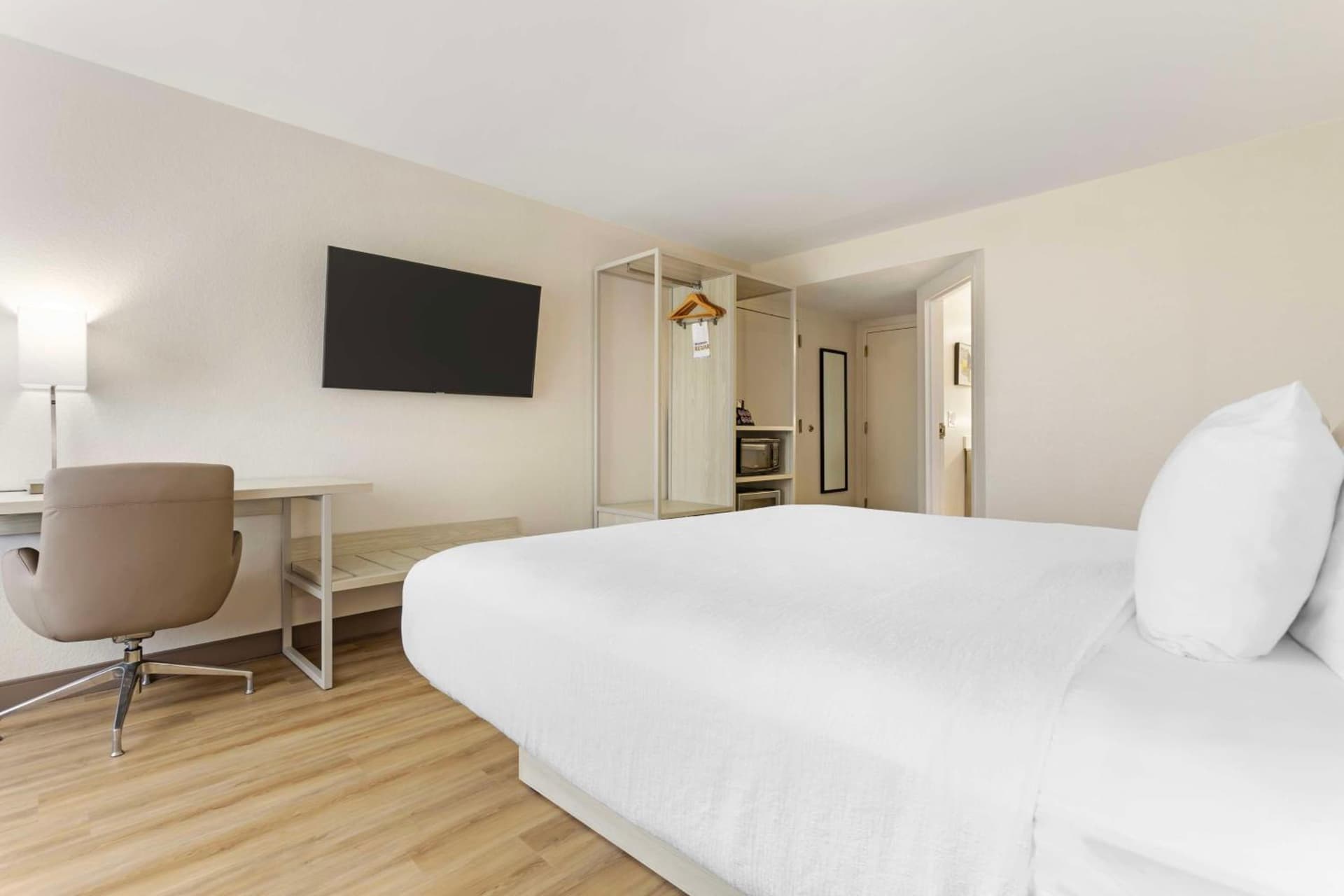 Best Western Plus Sugar Land-Stafford gallery photo in Sugar Land, TX — image 22