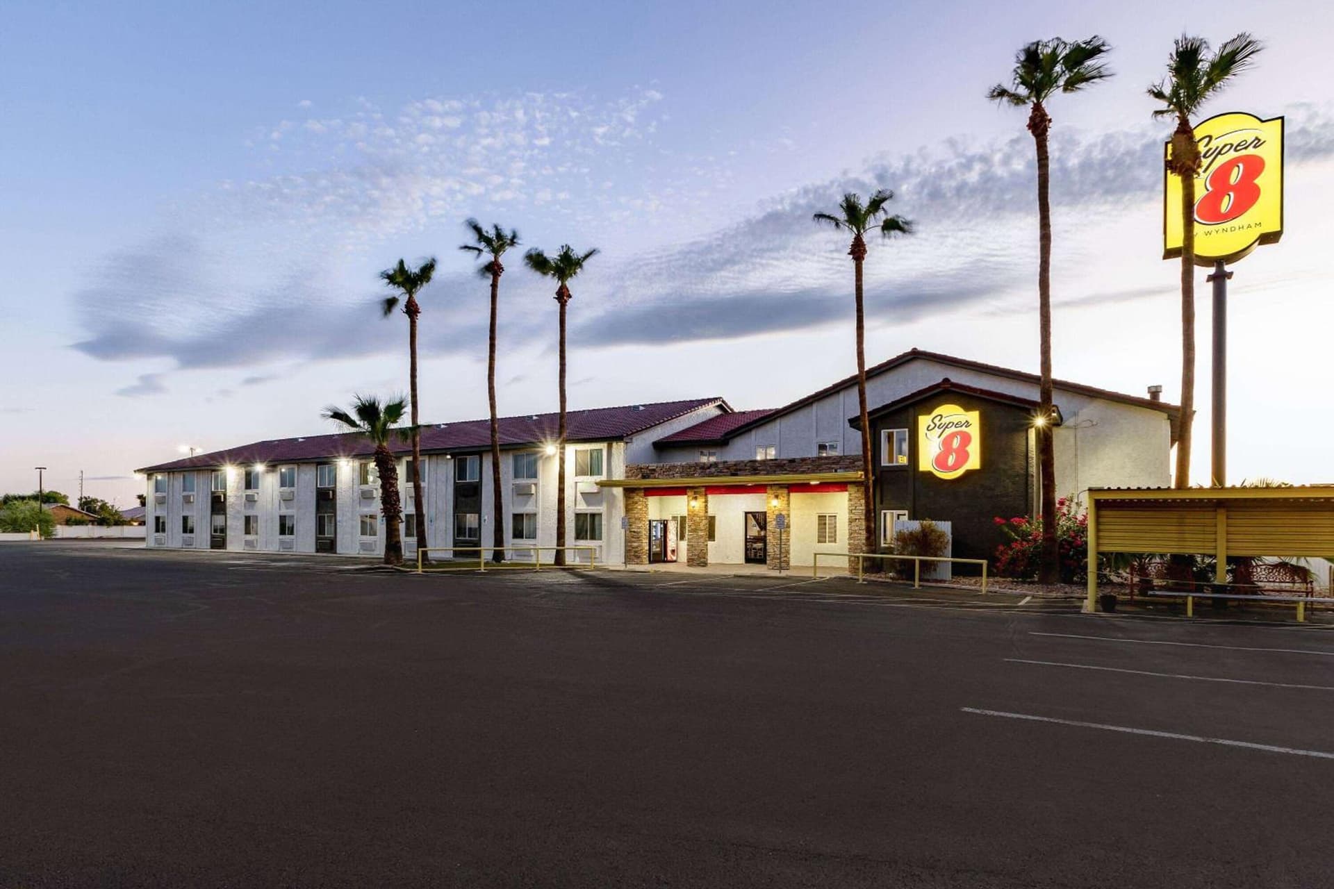Super 8 by Wyndham Goodyear/Phoenix Area gallery photo in Goodyear, AZ — image 44