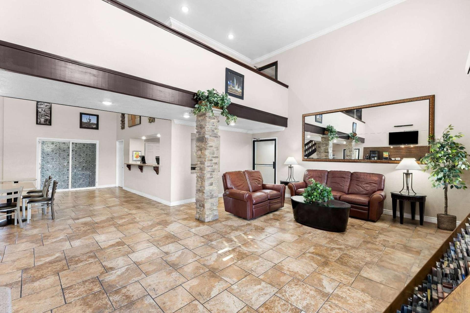Super 8 by Wyndham Goodyear/Phoenix Area property views in Goodyear, AZ — gallery photo 3