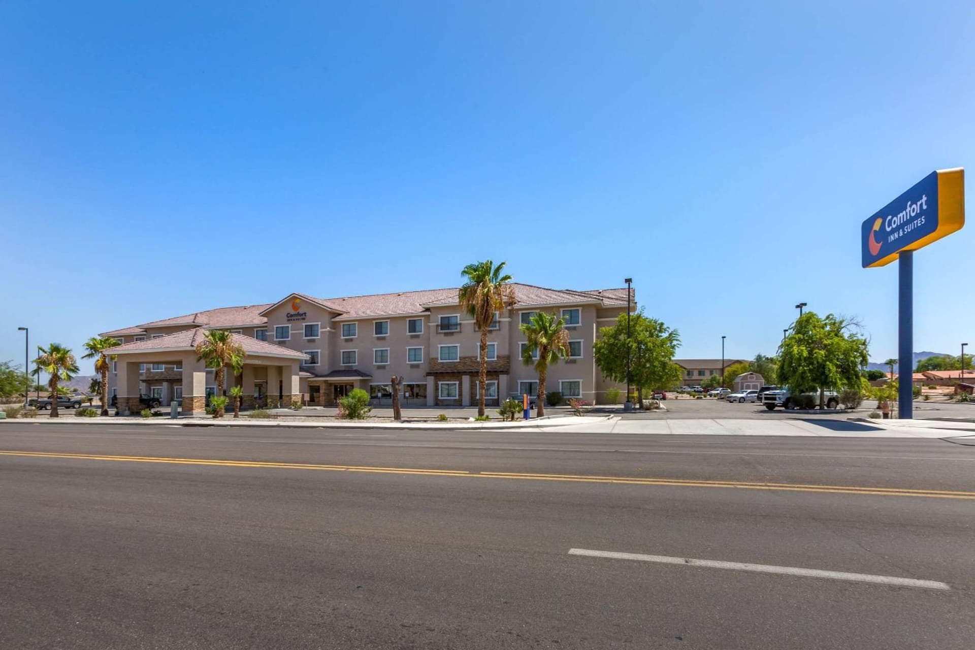 Comfort Inn and Suites Yuma I-8 gallery photo in Yuma, AZ — image 10