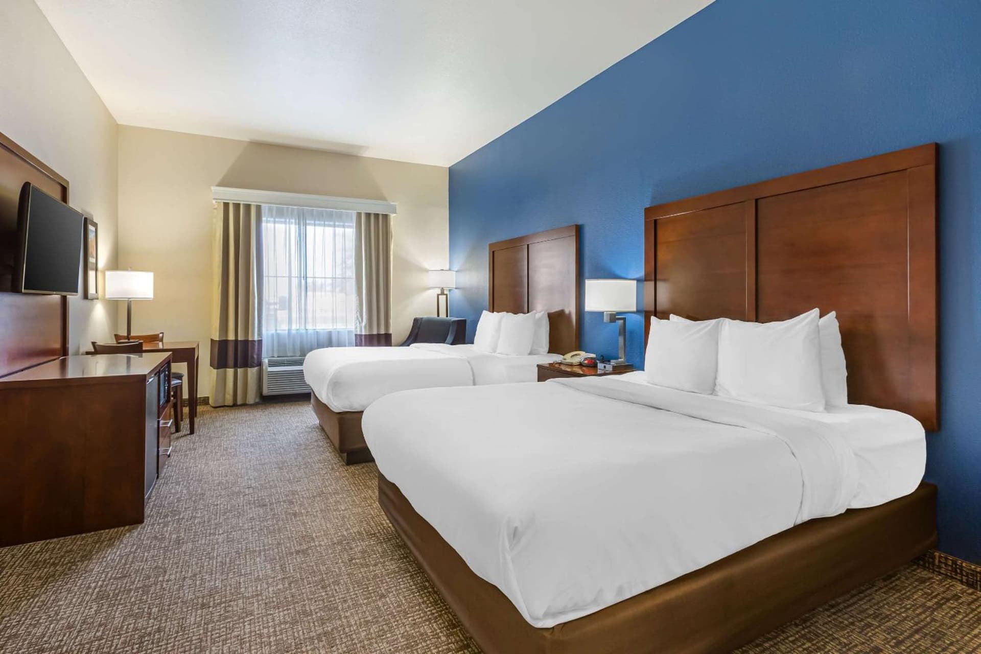 Comfort Inn and Suites Yuma I-8 gallery photo in Yuma, AZ — image 30