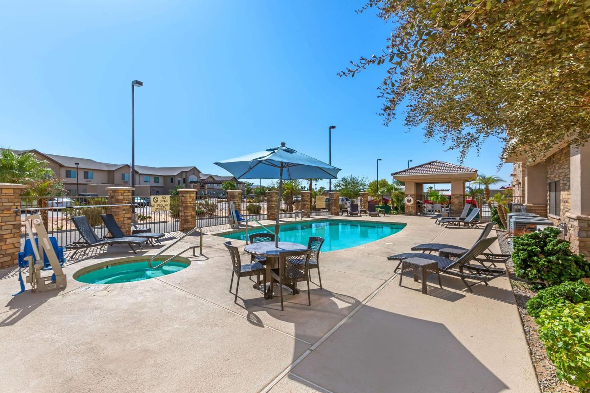 Comfort Inn and Suites Yuma I-8 gallery photo in Yuma, AZ — image 23