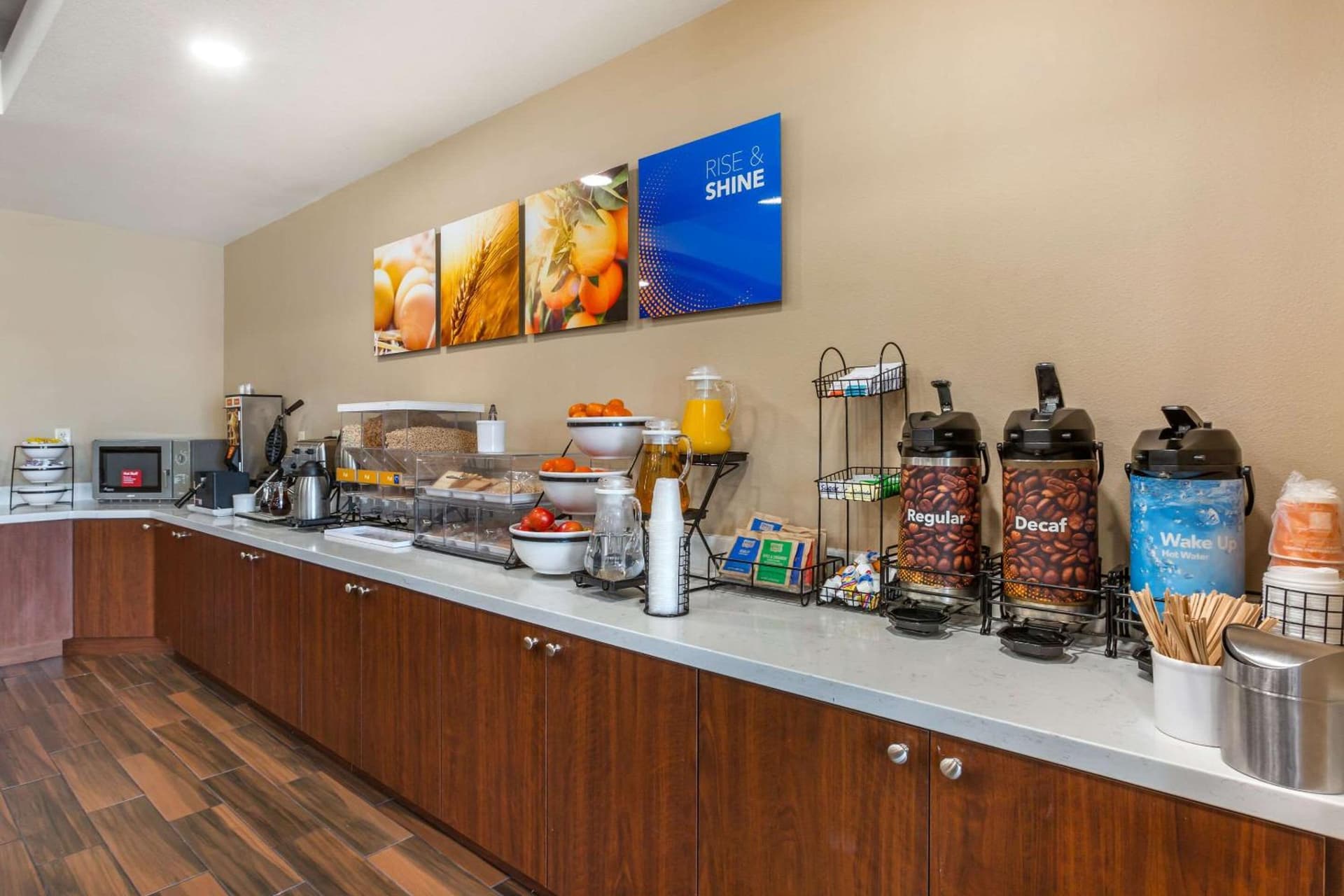 Comfort Inn and Suites Yuma I-8 gallery photo in Yuma, AZ — image 35