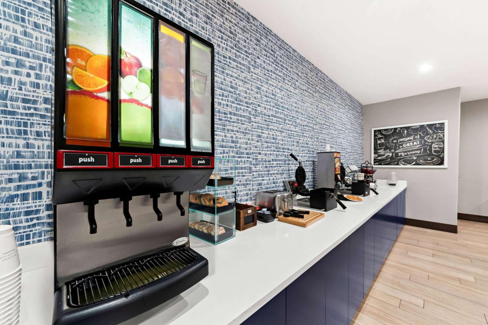 AmericInn by Wyndham New Braunfels gallery photo in New Braunfels, TX — image 23