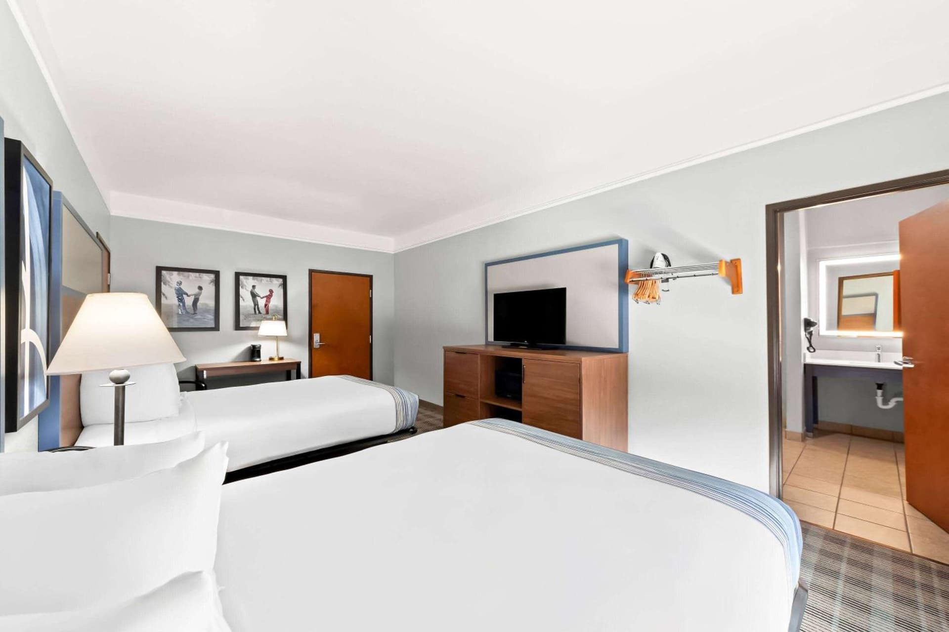 AmericInn by Wyndham New Braunfels gallery photo in New Braunfels, TX — image 24