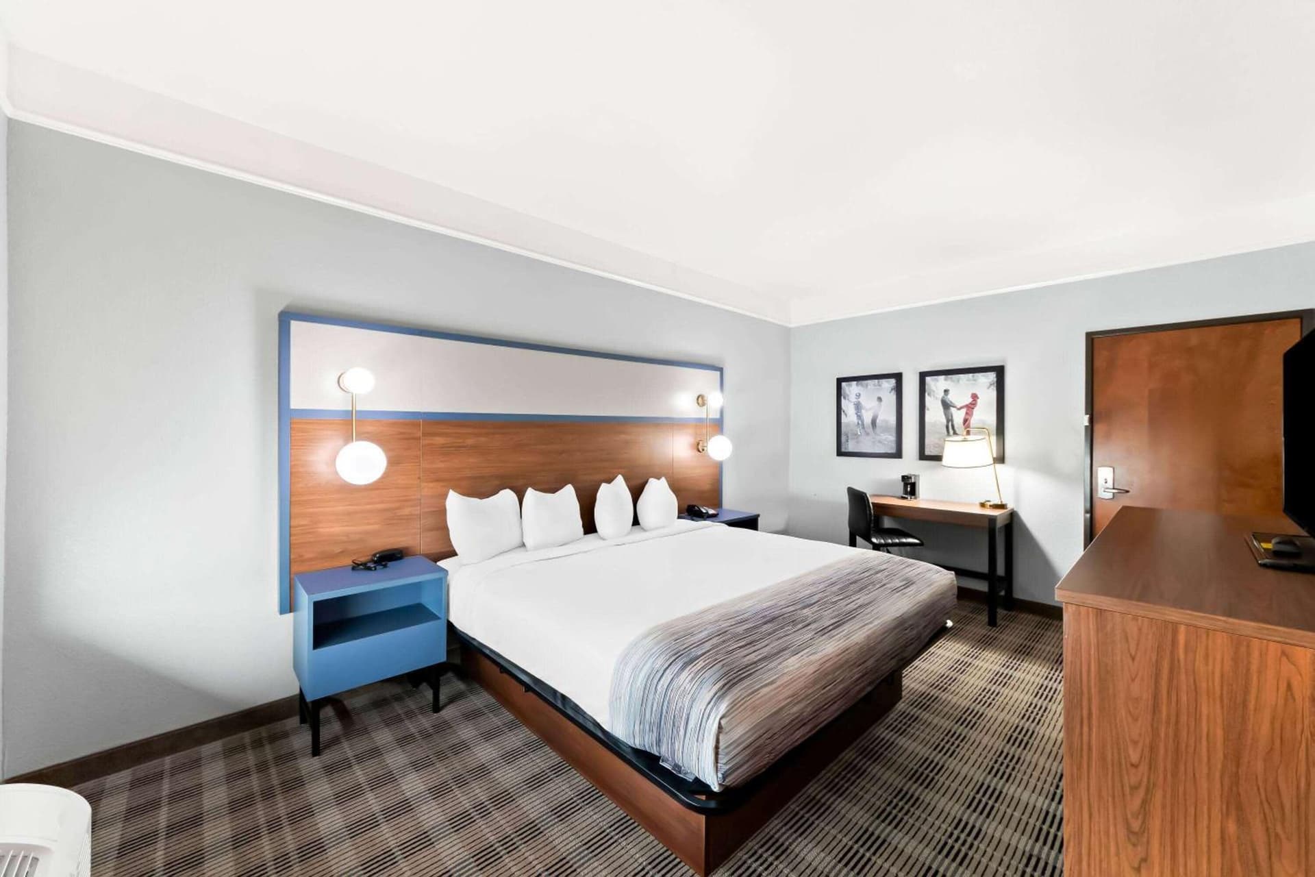 AmericInn by Wyndham New Braunfels gallery photo in New Braunfels, TX — image 29