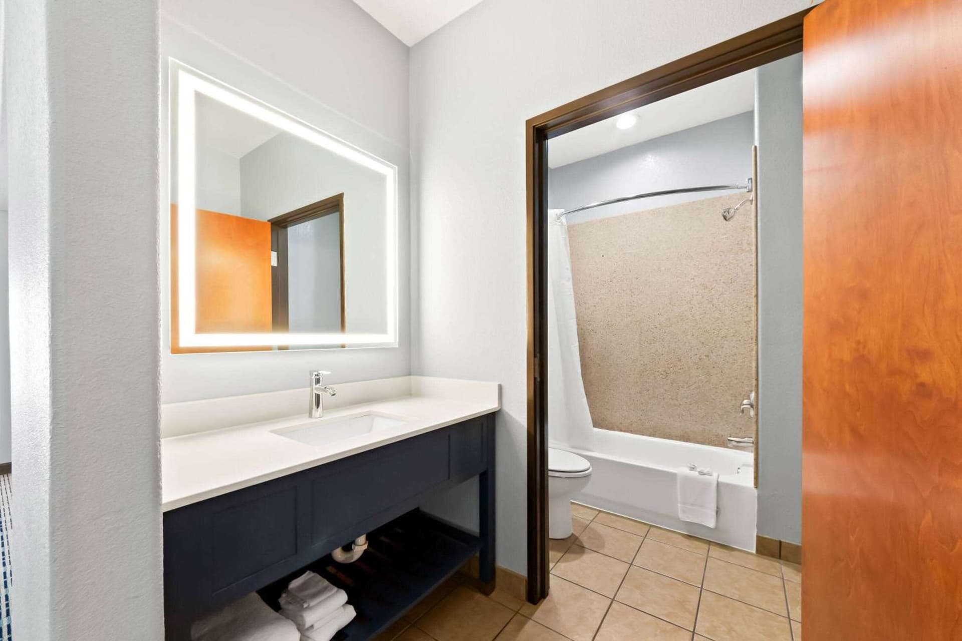AmericInn by Wyndham New Braunfels gallery photo in New Braunfels, TX — image 6