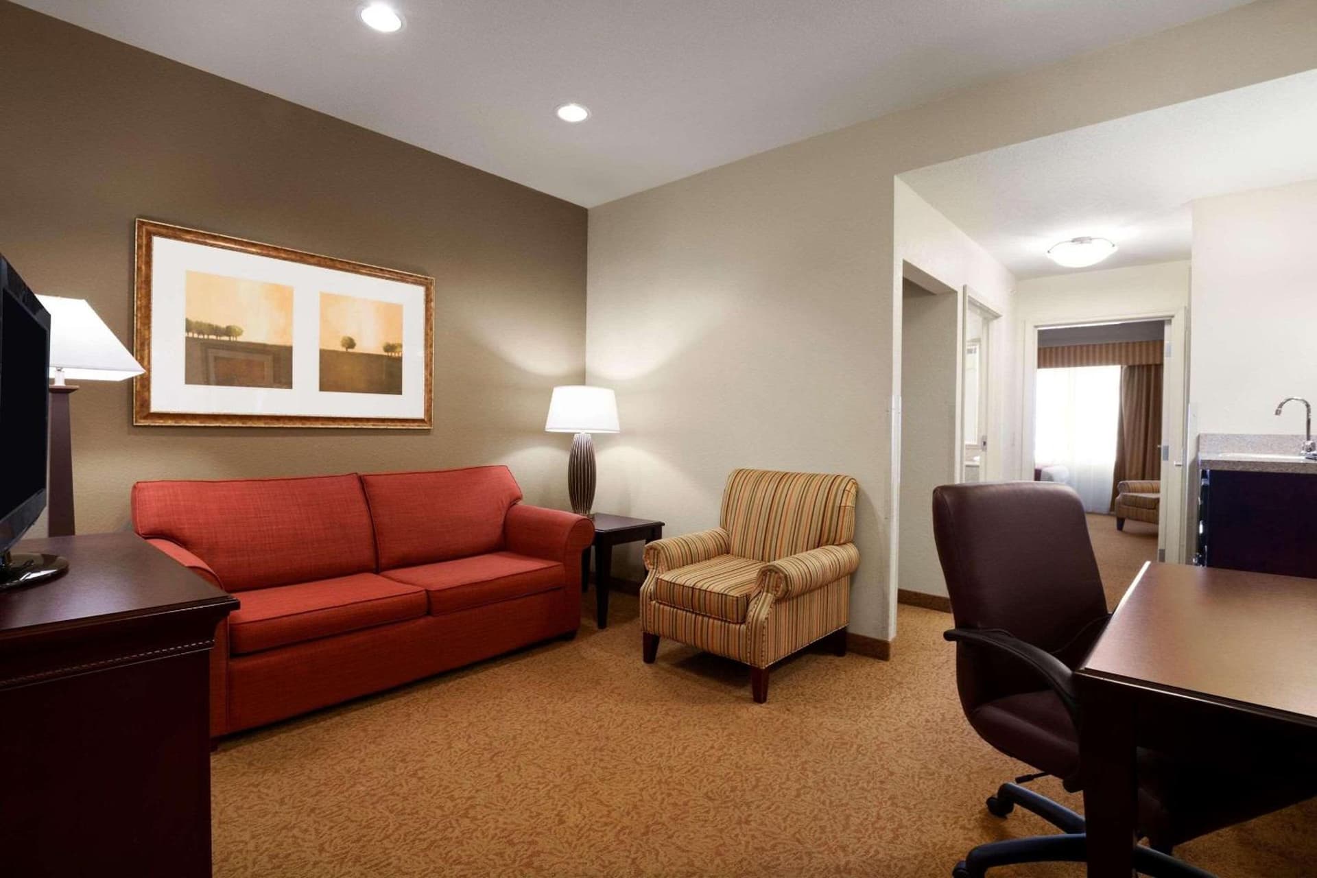 Country Inn & Suites by Radisson, Oklahoma City - Quail Springs, OK gallery photo in Oklahoma City, OK — image 6