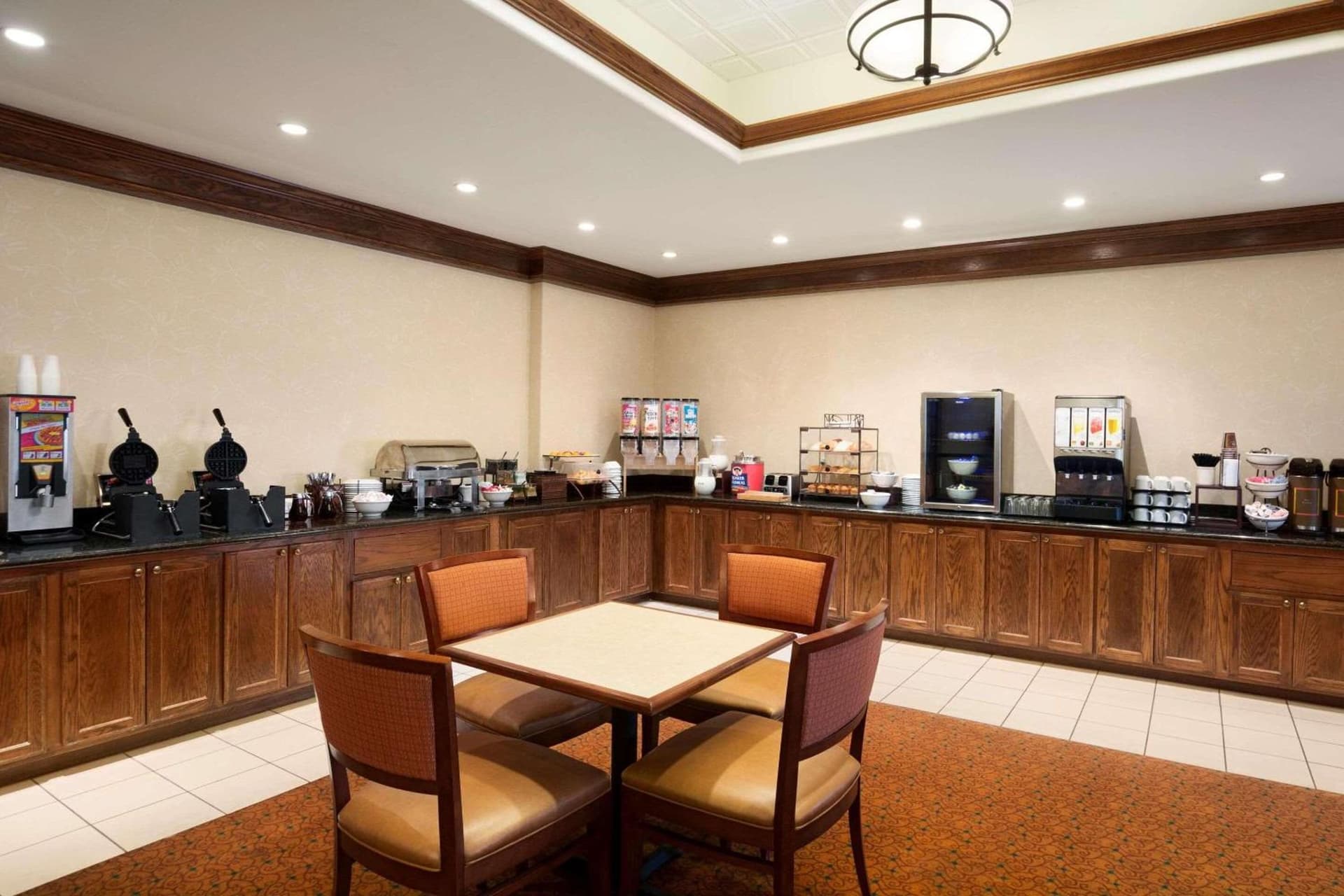 Country Inn & Suites by Radisson, Oklahoma City - Quail Springs, OK property views in Oklahoma City, OK — gallery photo 3