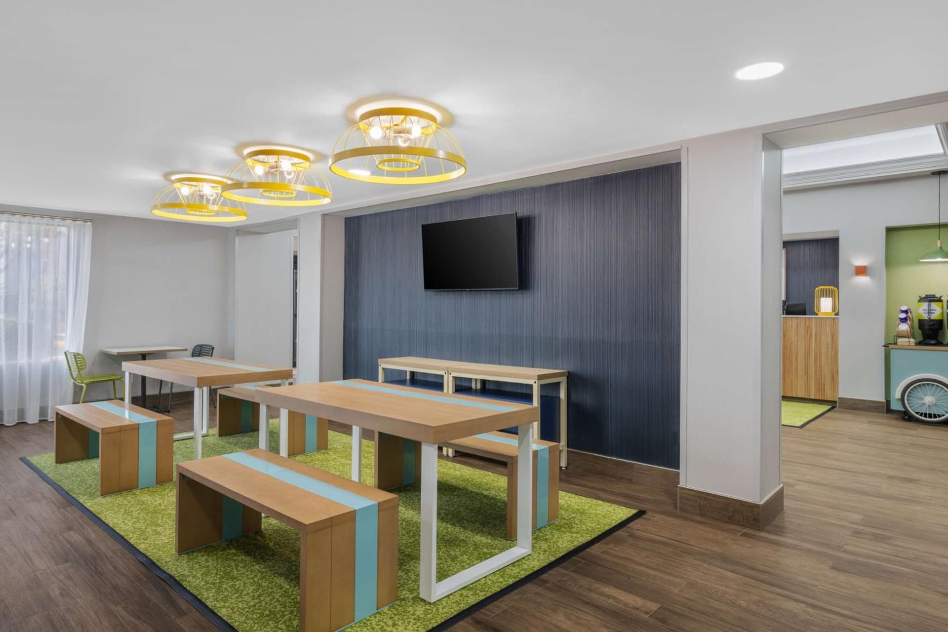 Spark By Hilton Fredericksburg Southpoint interior in Fredericksburg, VA — gallery photo 2