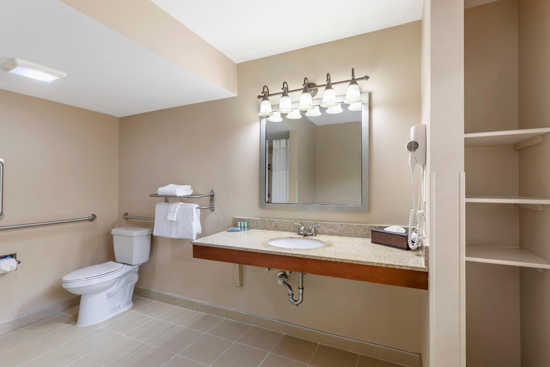 Best Western Denver Southwest gallery photo in Lakewood, CO — image 114