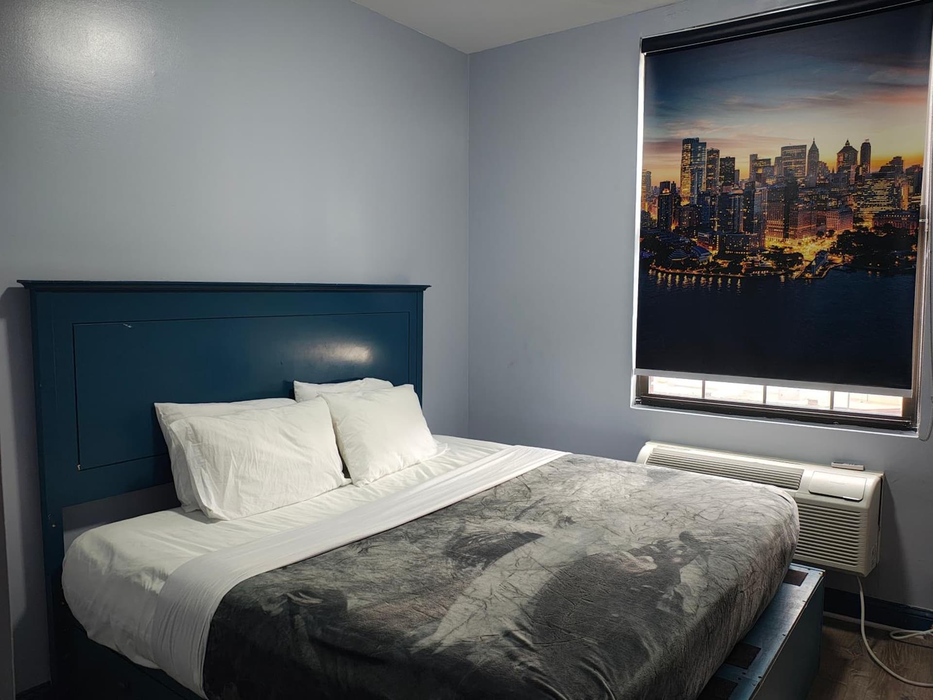 Essence hotel interior in Brooklyn, NY — gallery photo 2