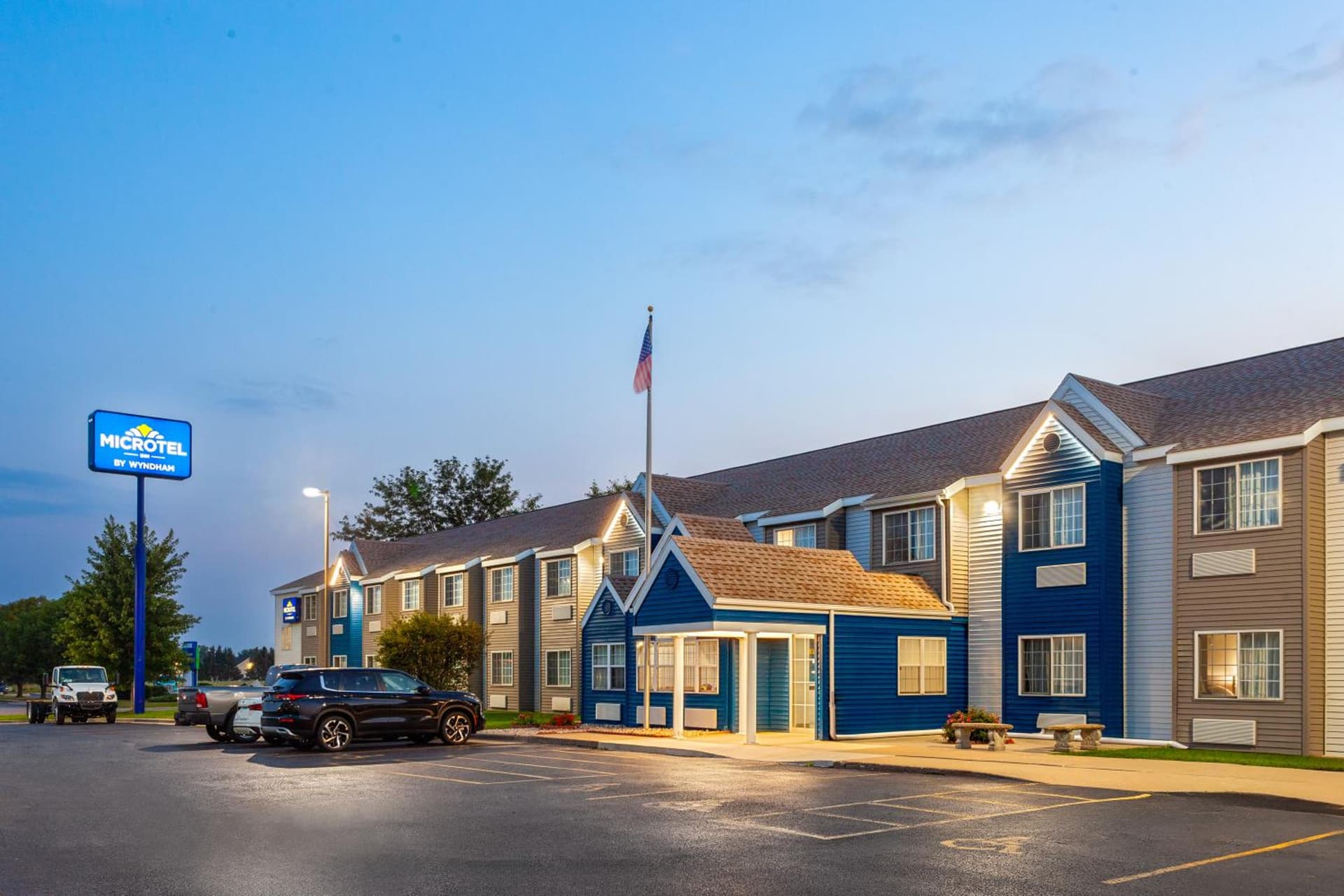 Microtel Inn by Wyndham Janesville gallery photo in Janesville, WI — image 36
