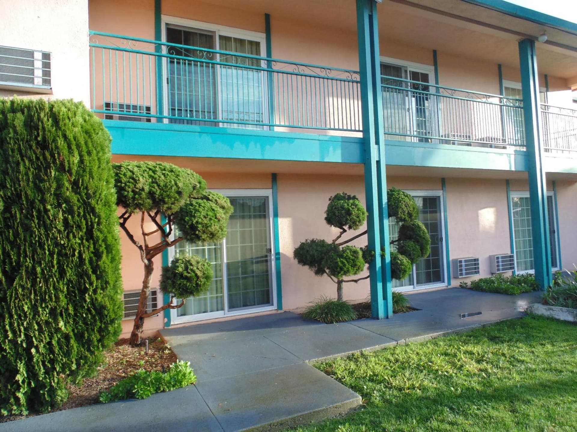 Inns of California Salinas gallery photo in Salinas, CA — image 7