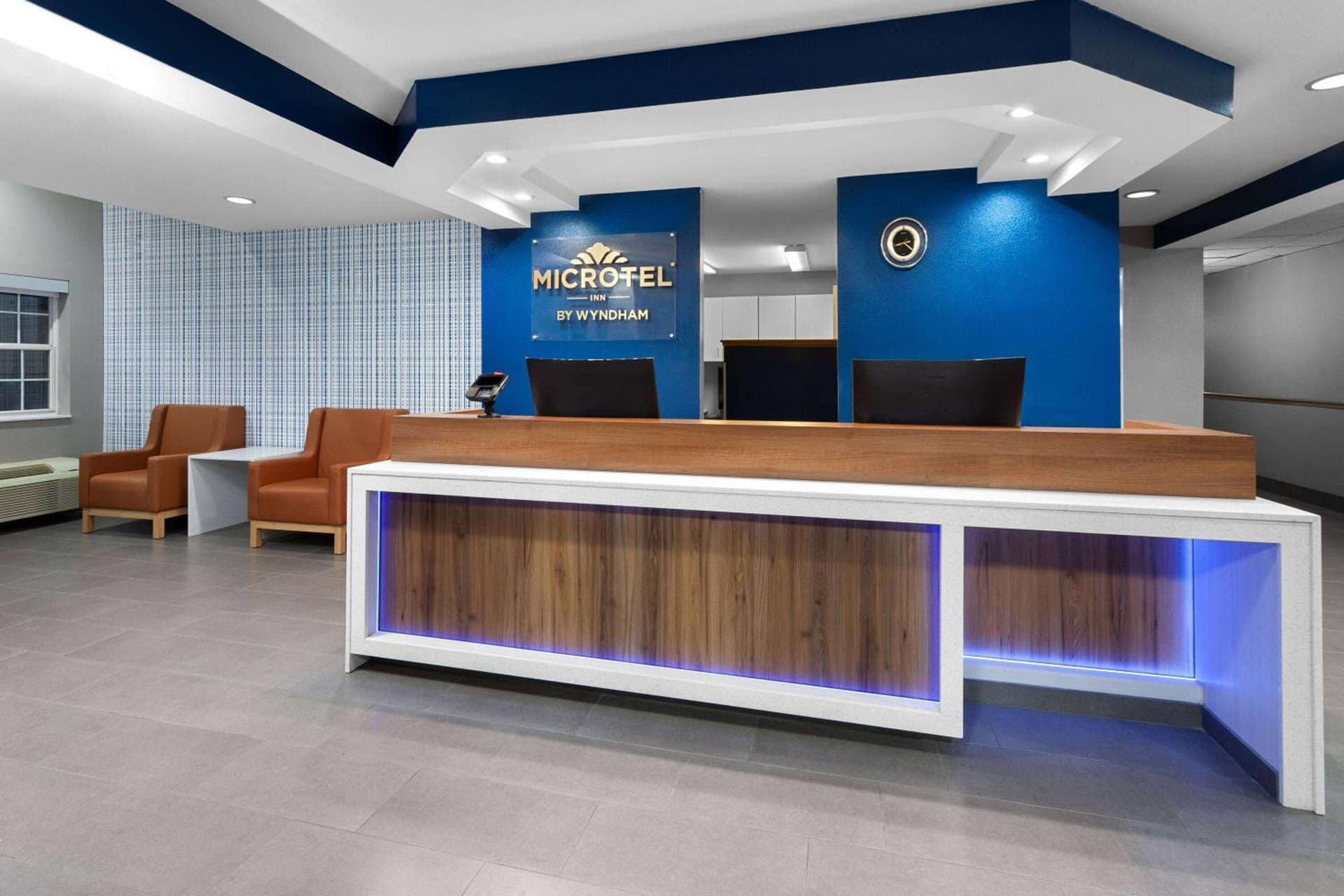Microtel Inn by Wyndham Janesville gallery photo in Janesville, WI — image 53