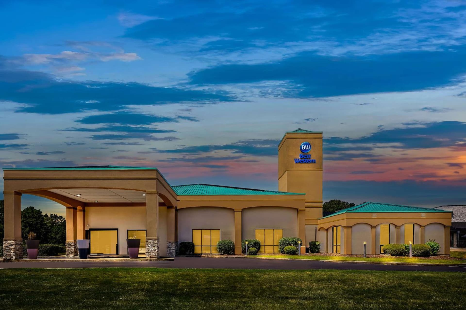 Best Western Executive Suites featured exterior or lobby in Columbus, MS — similar hotel