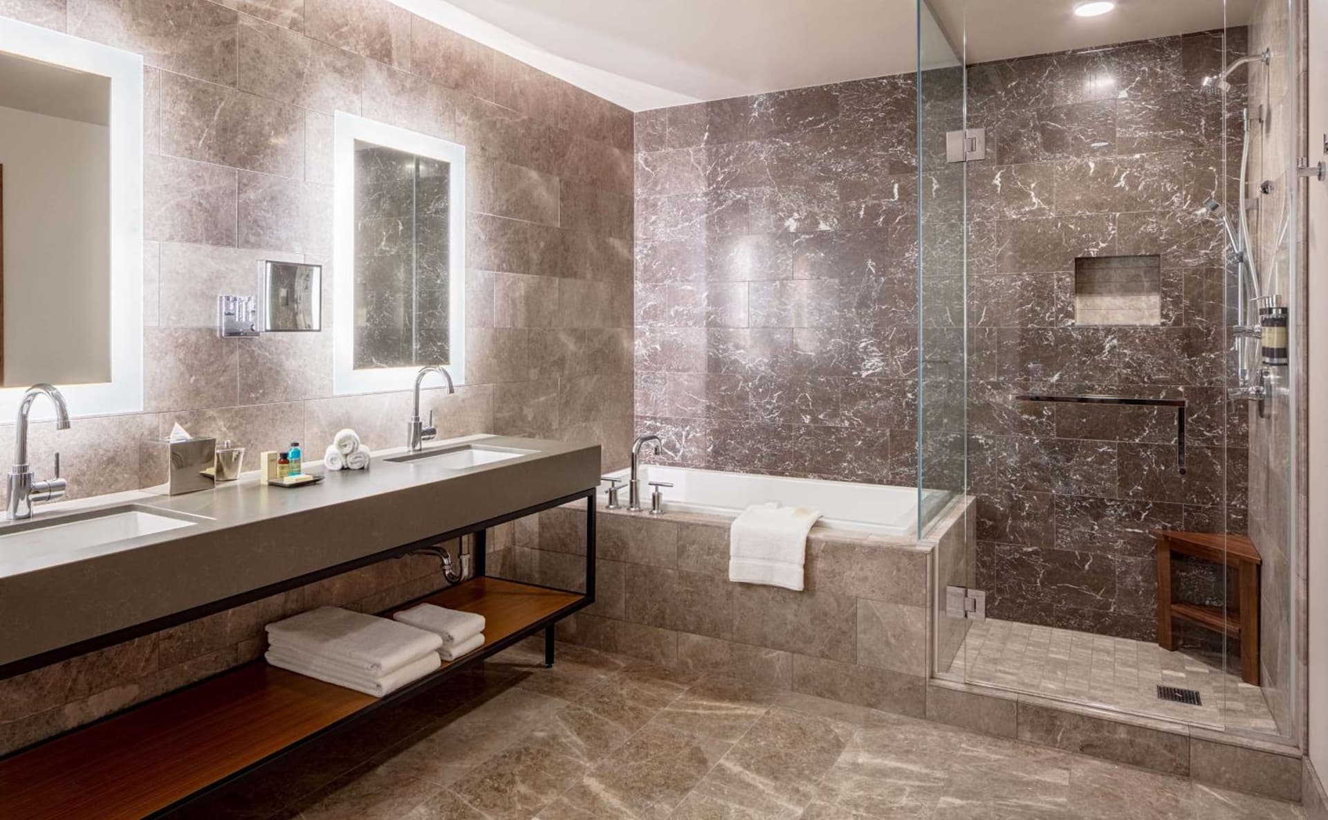 Hyatt Regency Lake Washington at Seattle's Southport gallery photo in Renton, WA — image 38