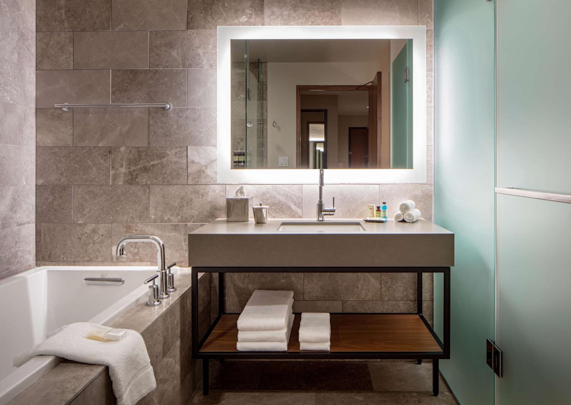 Hyatt Regency Lake Washington at Seattle's Southport gallery photo in Renton, WA — image 13