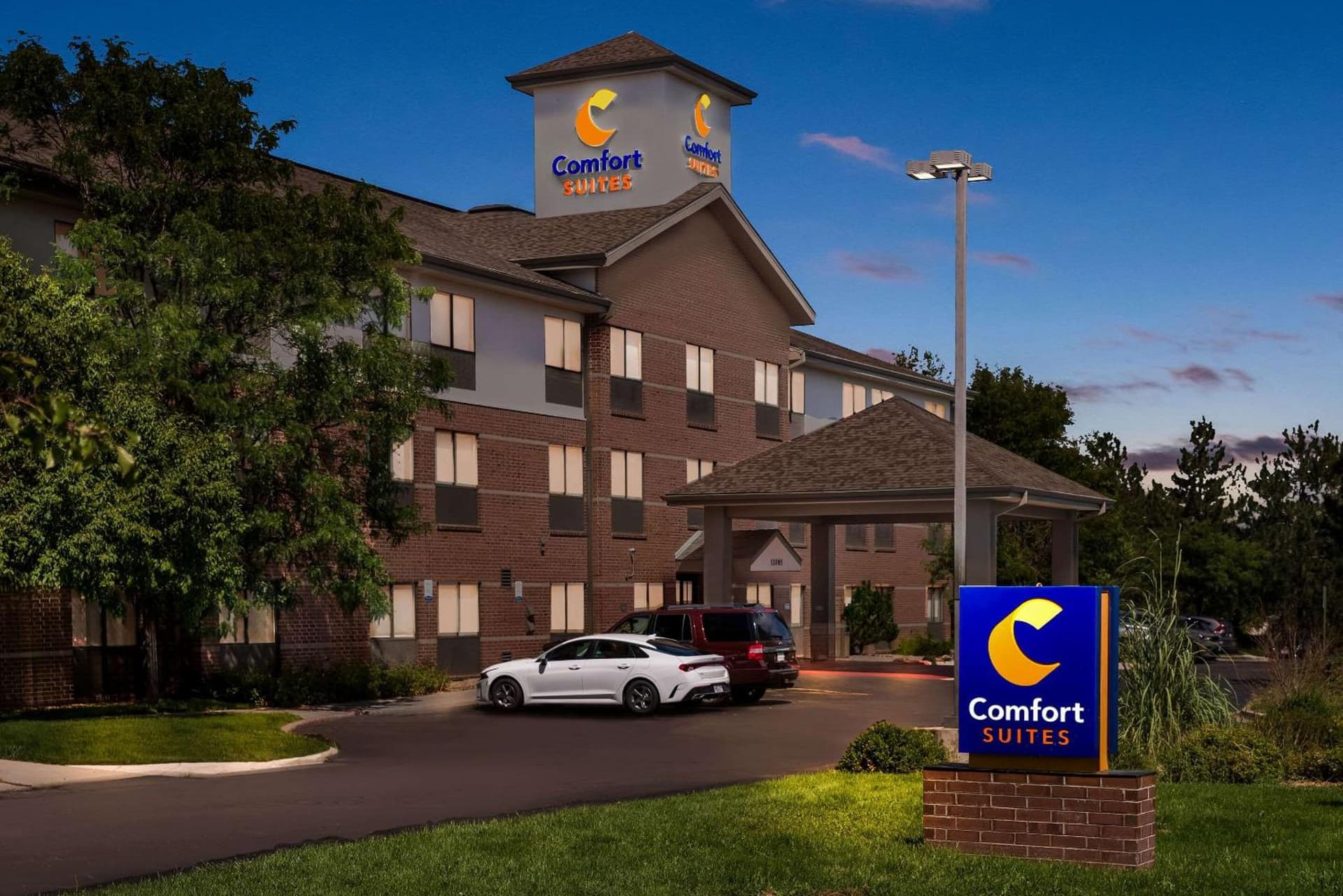 Comfort Suites Denver North - Westminster property views in Westminster, CO — gallery photo 3