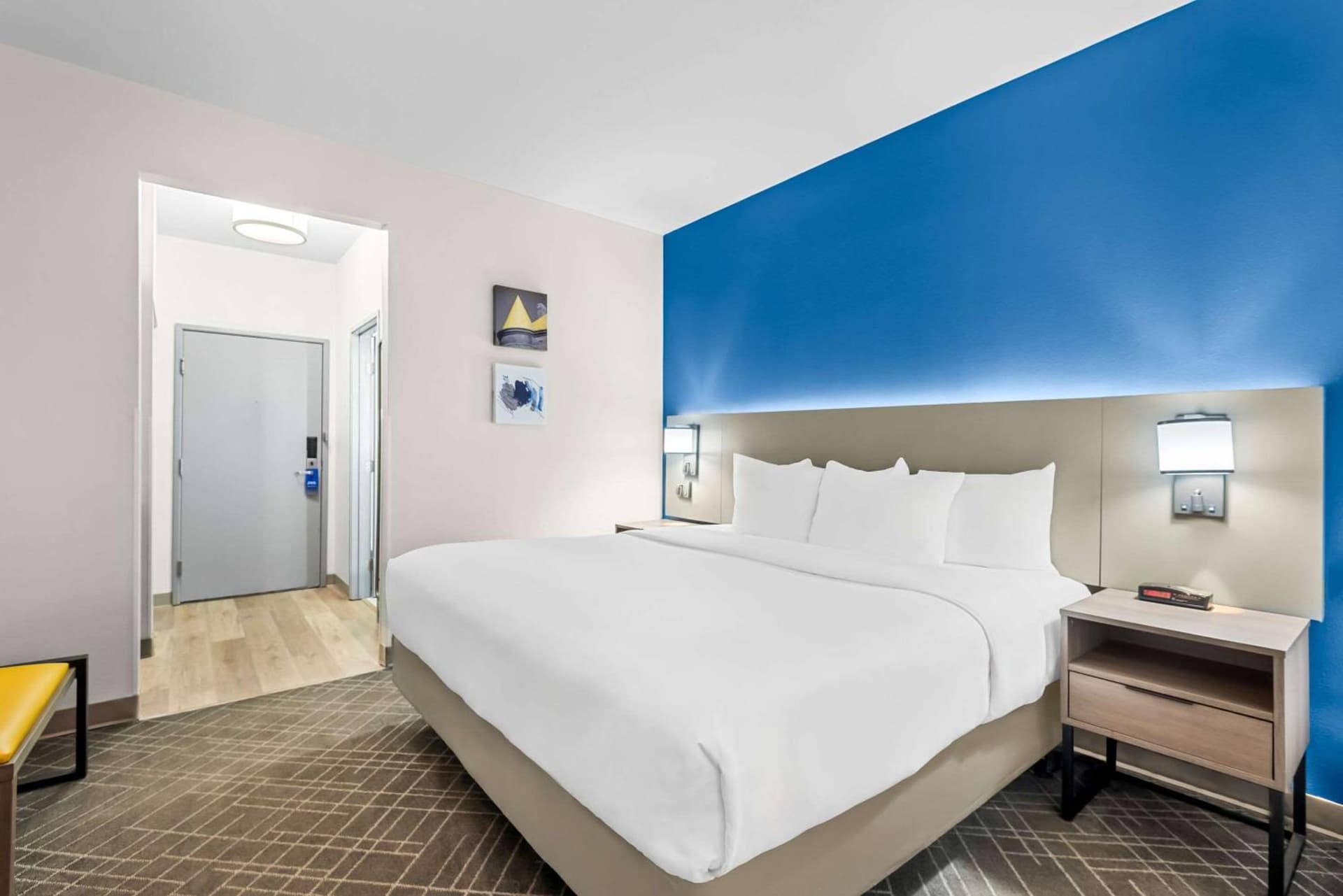 Comfort Suites Denver North - Westminster gallery photo in Westminster, CO — image 41