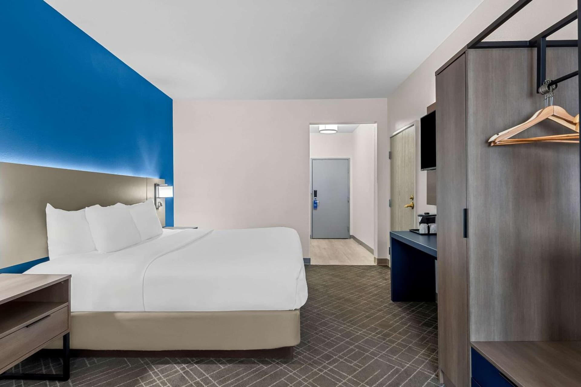 Comfort Suites Denver North - Westminster gallery photo in Westminster, CO — image 53