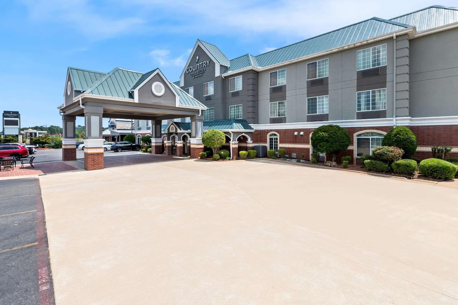 Country Inn & Suites by Radisson, Hot Springs, AR interior in Hot Springs, AR — gallery photo 2