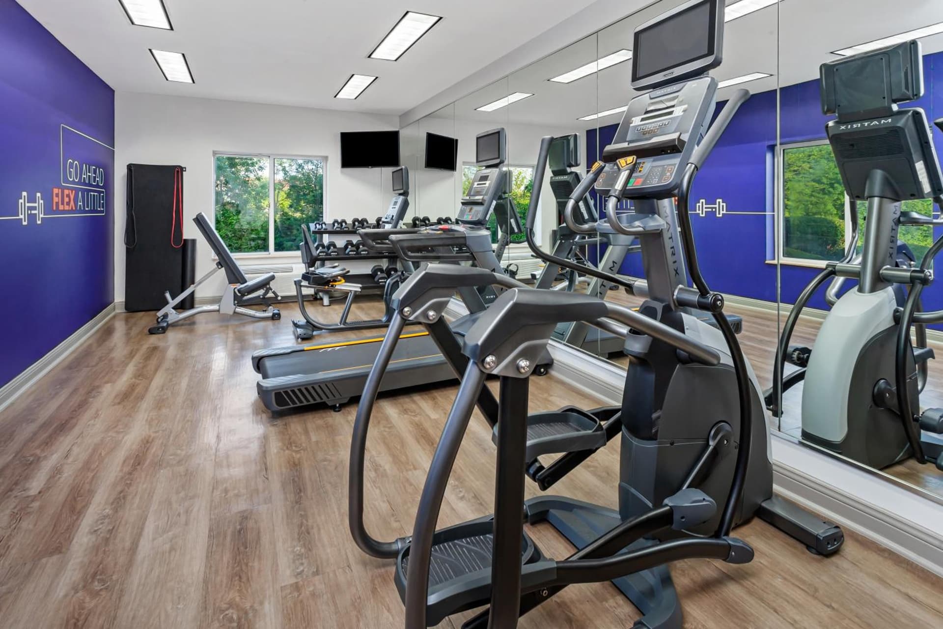Holiday Inn Express Hotel & Suites Chicago South Lansing by IHG gallery photo in Lansing, IL — image 55