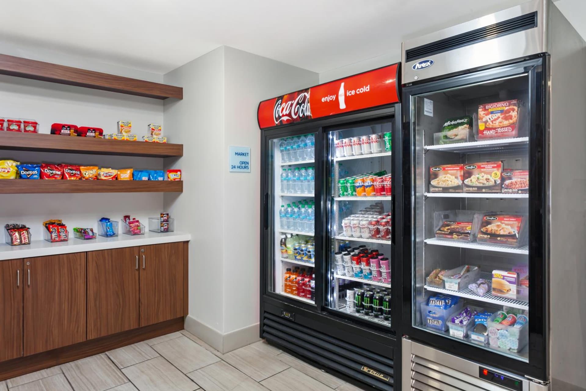 Holiday Inn Express Hotel & Suites Chicago South Lansing by IHG gallery photo in Lansing, IL — image 12