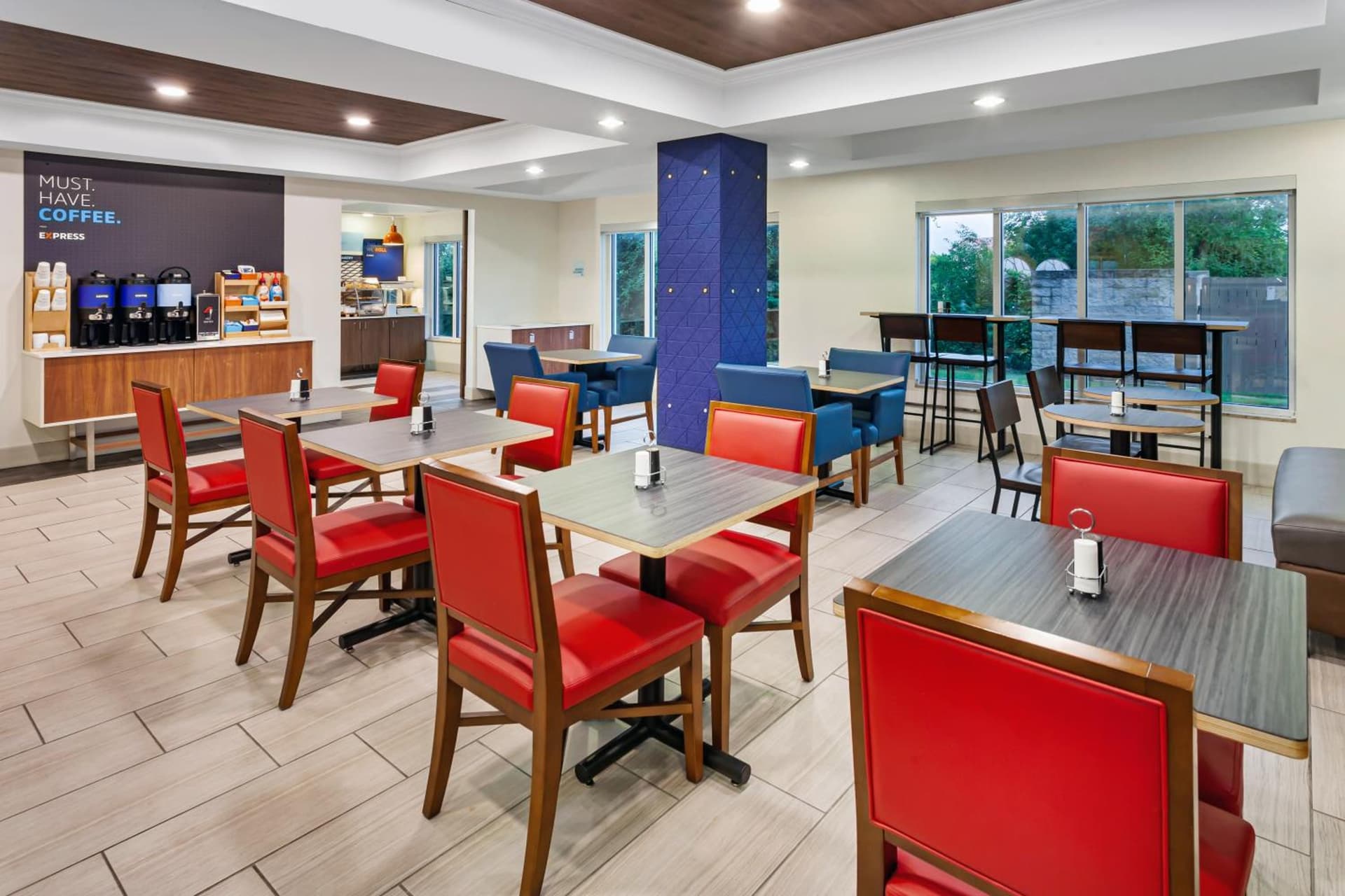 Holiday Inn Express Hotel & Suites Chicago South Lansing by IHG gallery photo in Lansing, IL — image 41