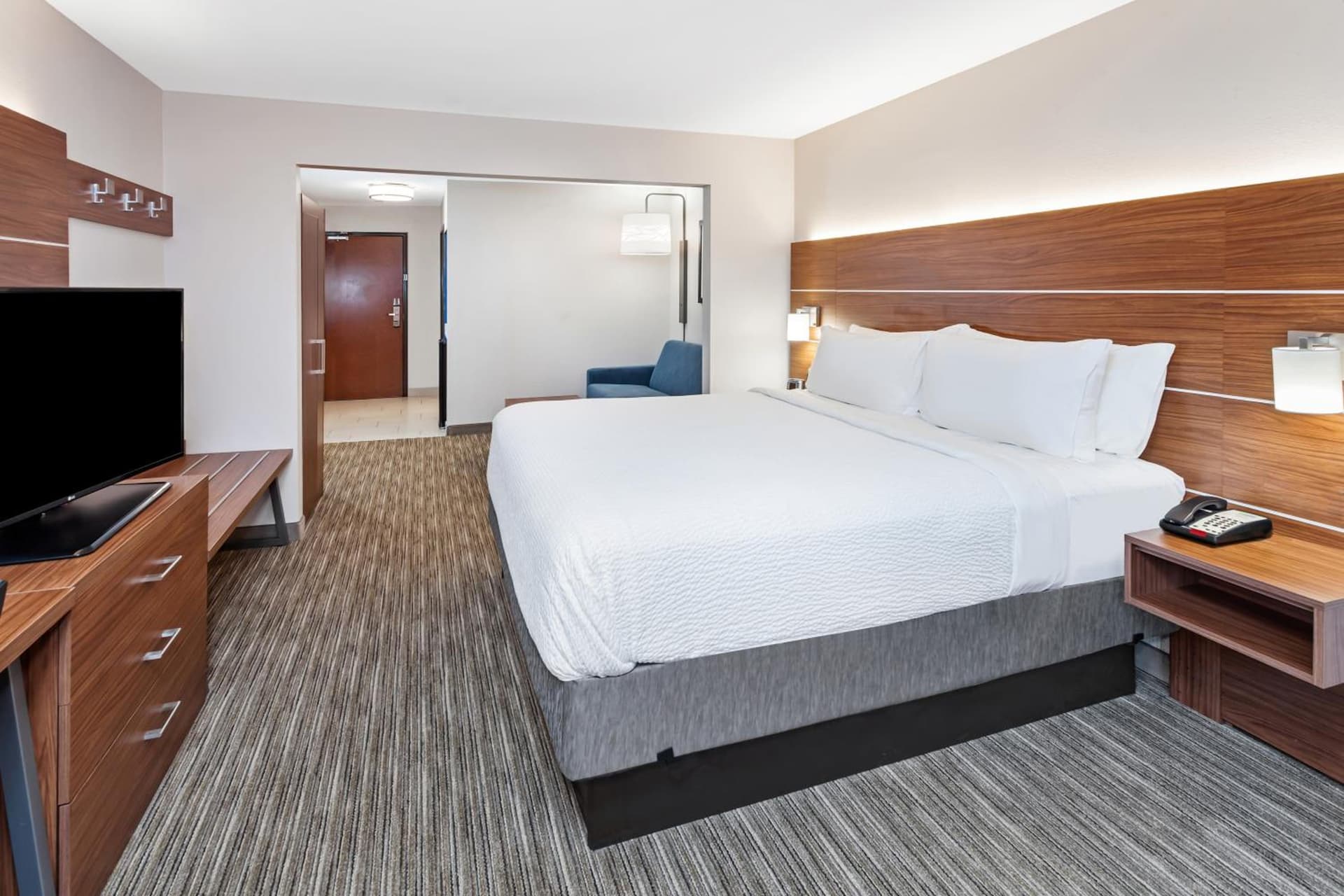 Holiday Inn Express Hotel & Suites Chicago South Lansing by IHG gallery photo in Lansing, IL — image 20