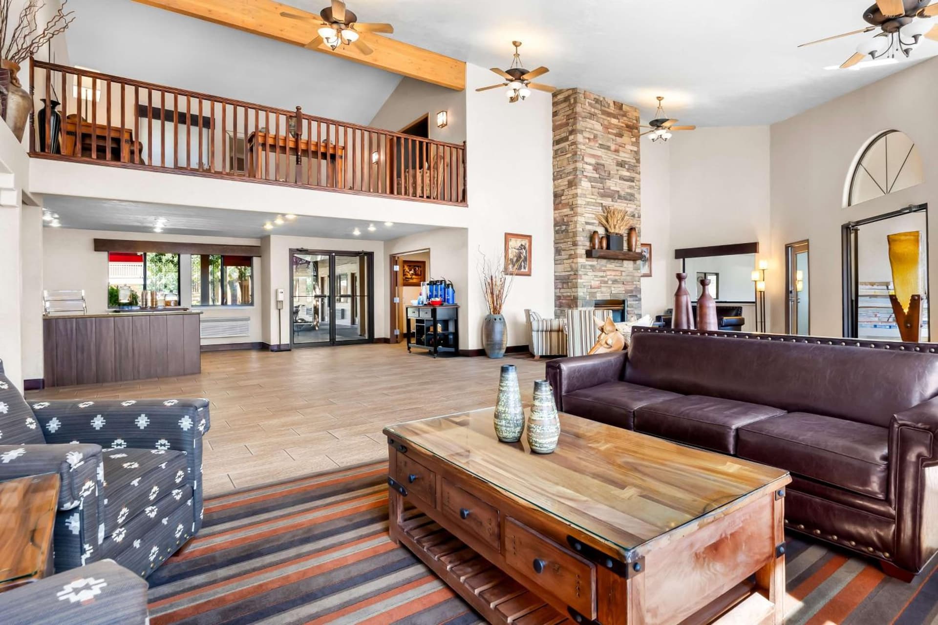 Best Western Grande River Inn & Suites interior in Grand Junction, CO — gallery photo 2
