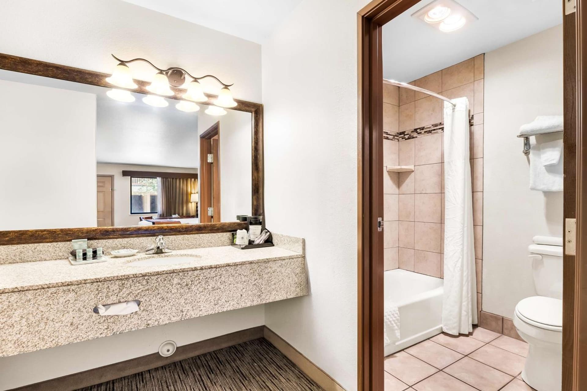 Best Western Grande River Inn & Suites gallery photo in Grand Junction, CO — image 17