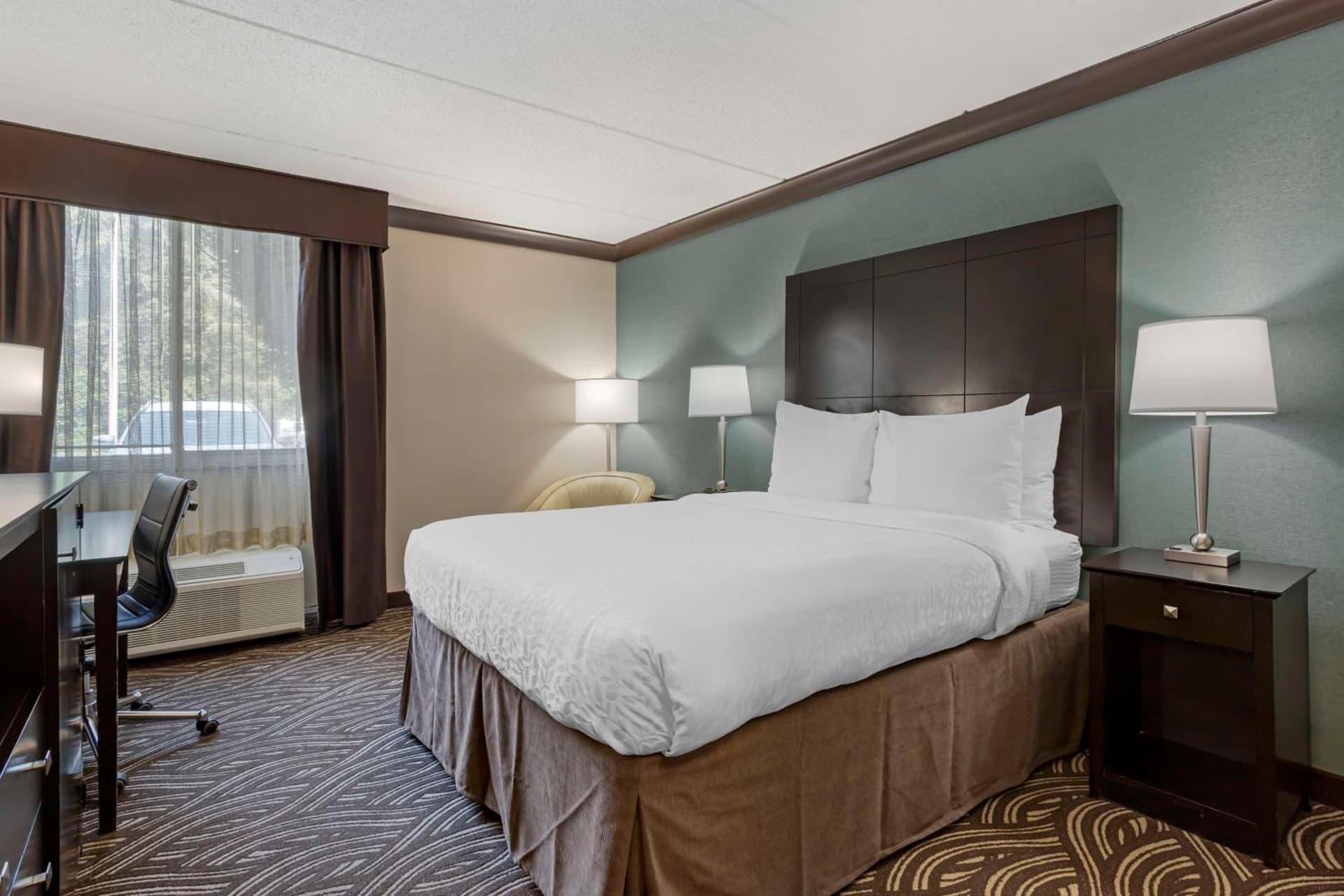 Best Western Plus Kingston Hotel and Conference Center property views in Kingston, NY — gallery photo 3