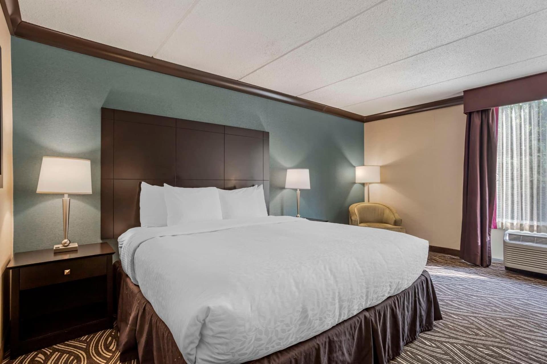 Best Western Plus Kingston Hotel and Conference Center property views in Kingston, NY — gallery photo 3