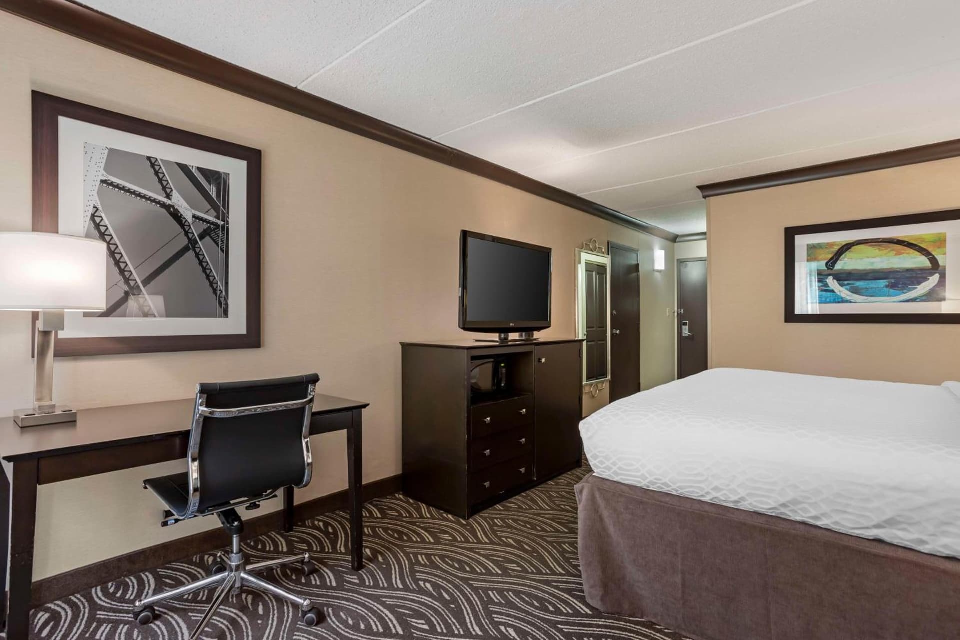 Best Western Plus Kingston Hotel and Conference Center gallery photo in Kingston, NY — image 57