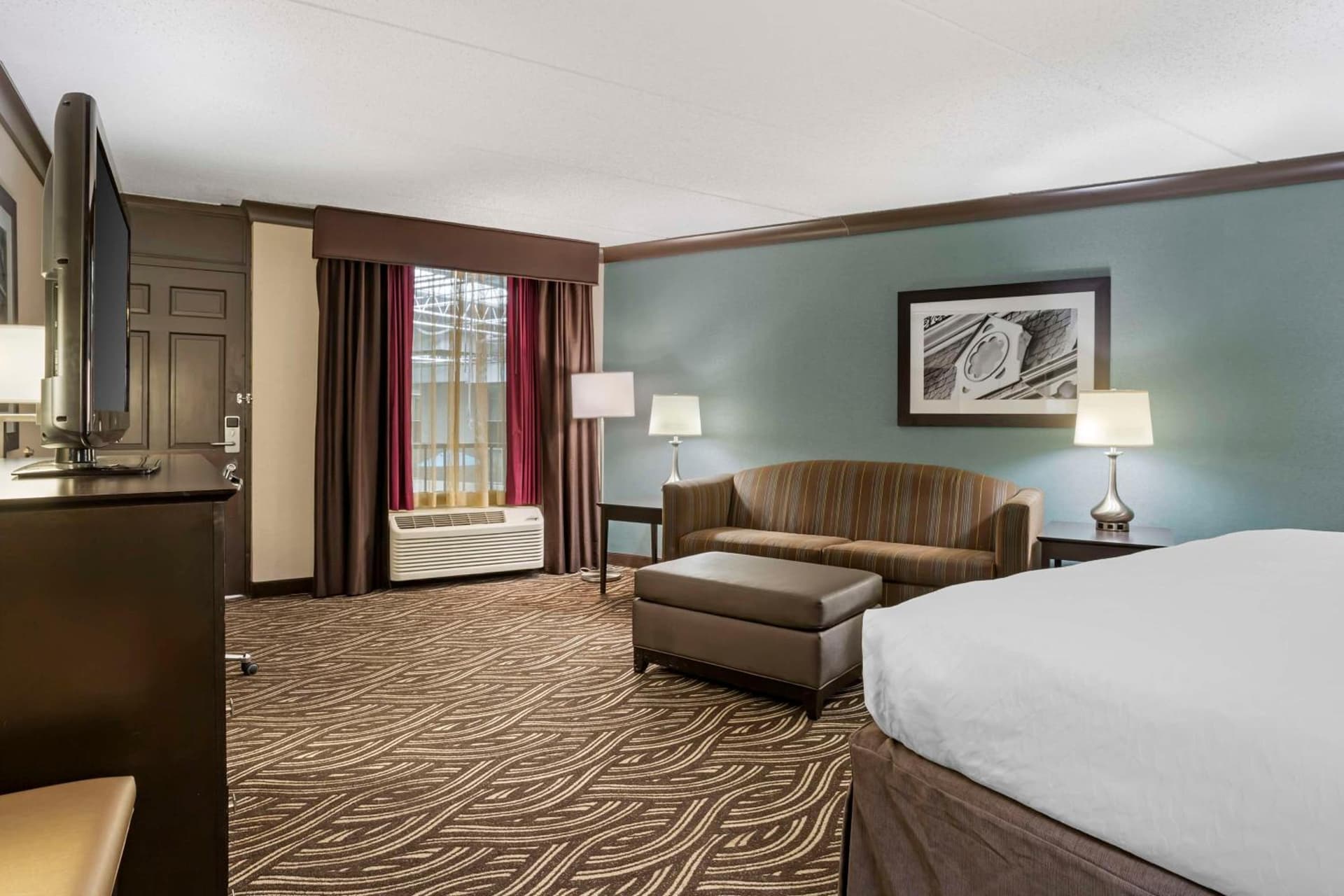 Best Western Plus Kingston Hotel and Conference Center gallery photo in Kingston, NY — image 33