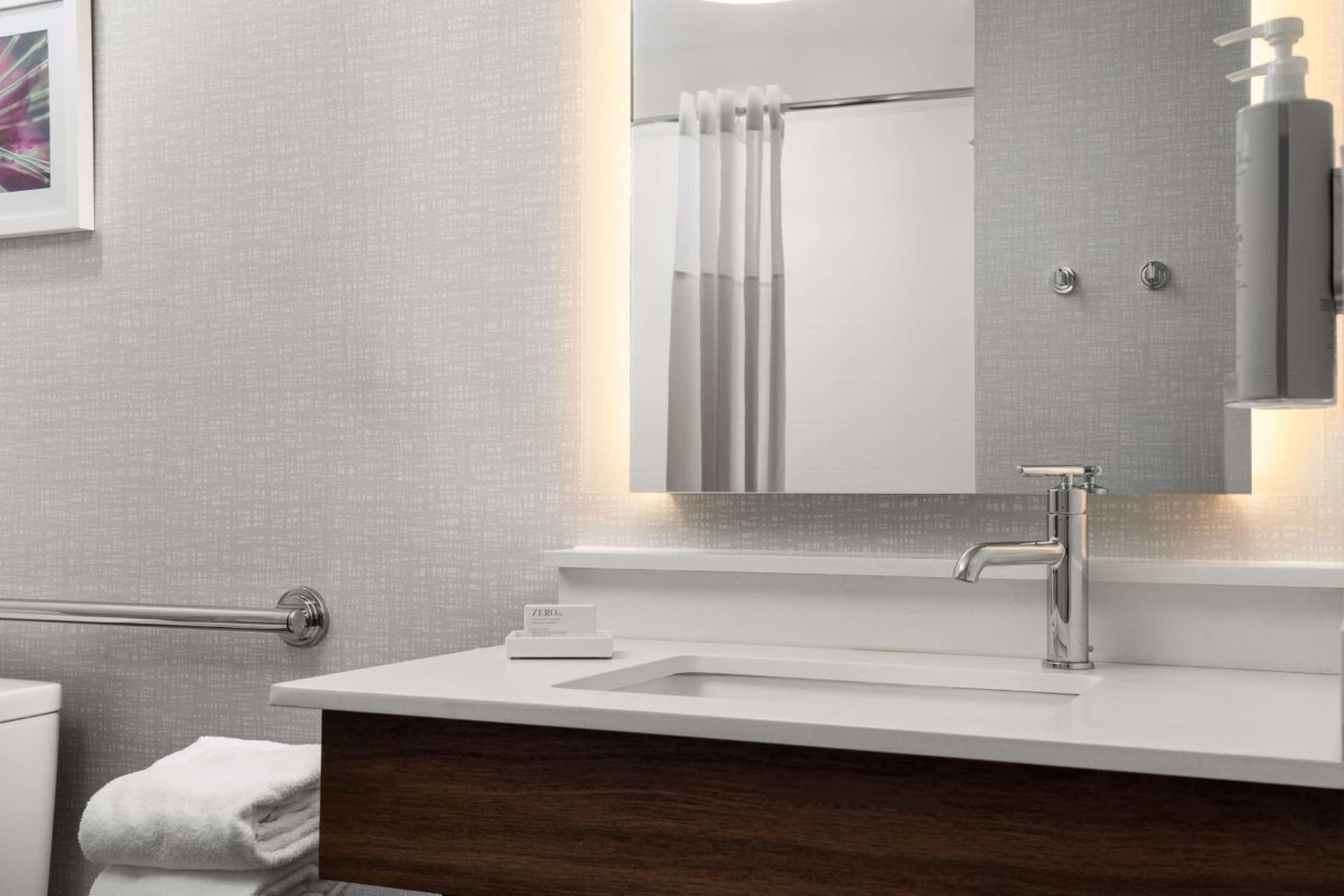 Hampton Inn Spring Lake Fayetteville gallery photo in Spring Lake, NC — image 77