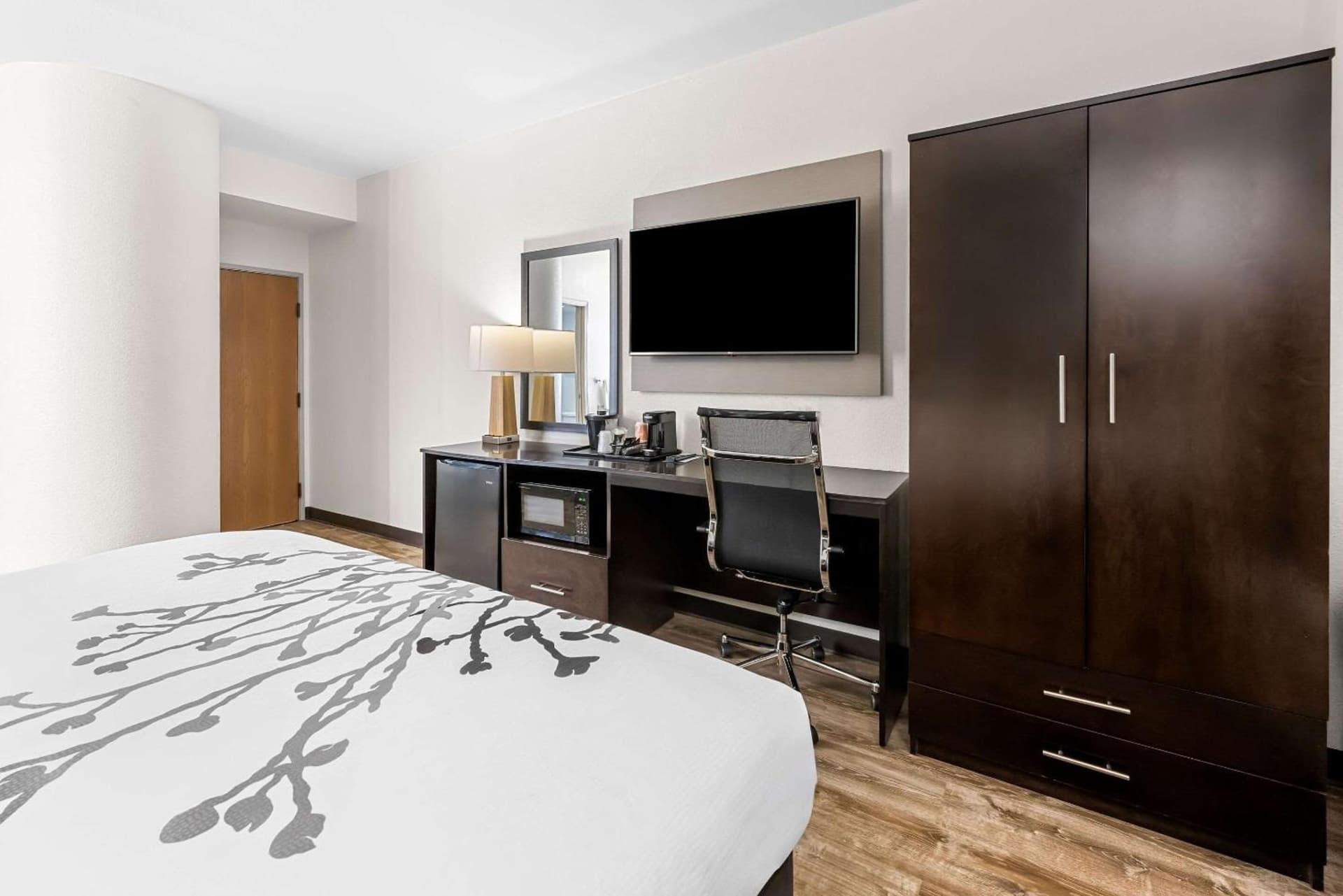 Sleep Inn & Suites Kingsport TriCities Airport gallery photo in Kingsport, TN — image 35