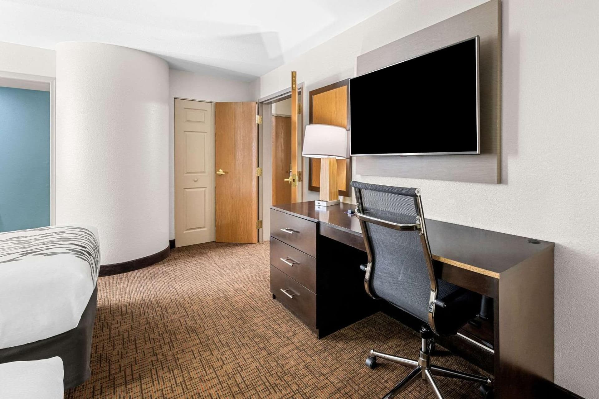 Sleep Inn & Suites Kingsport TriCities Airport gallery photo in Kingsport, TN — image 12
